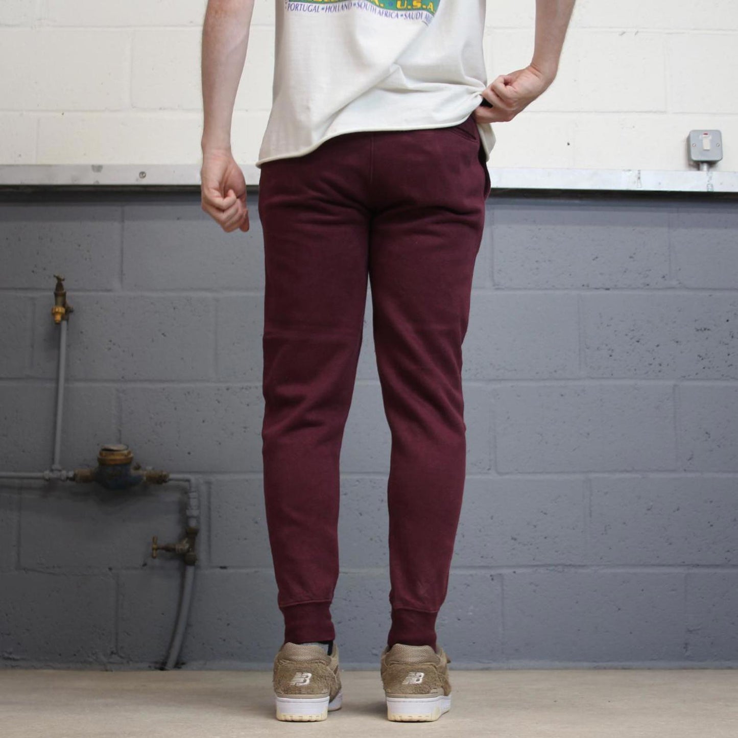 Y2k burgundy Nike joggers S mens gym comfy sweatpants swoosh logo