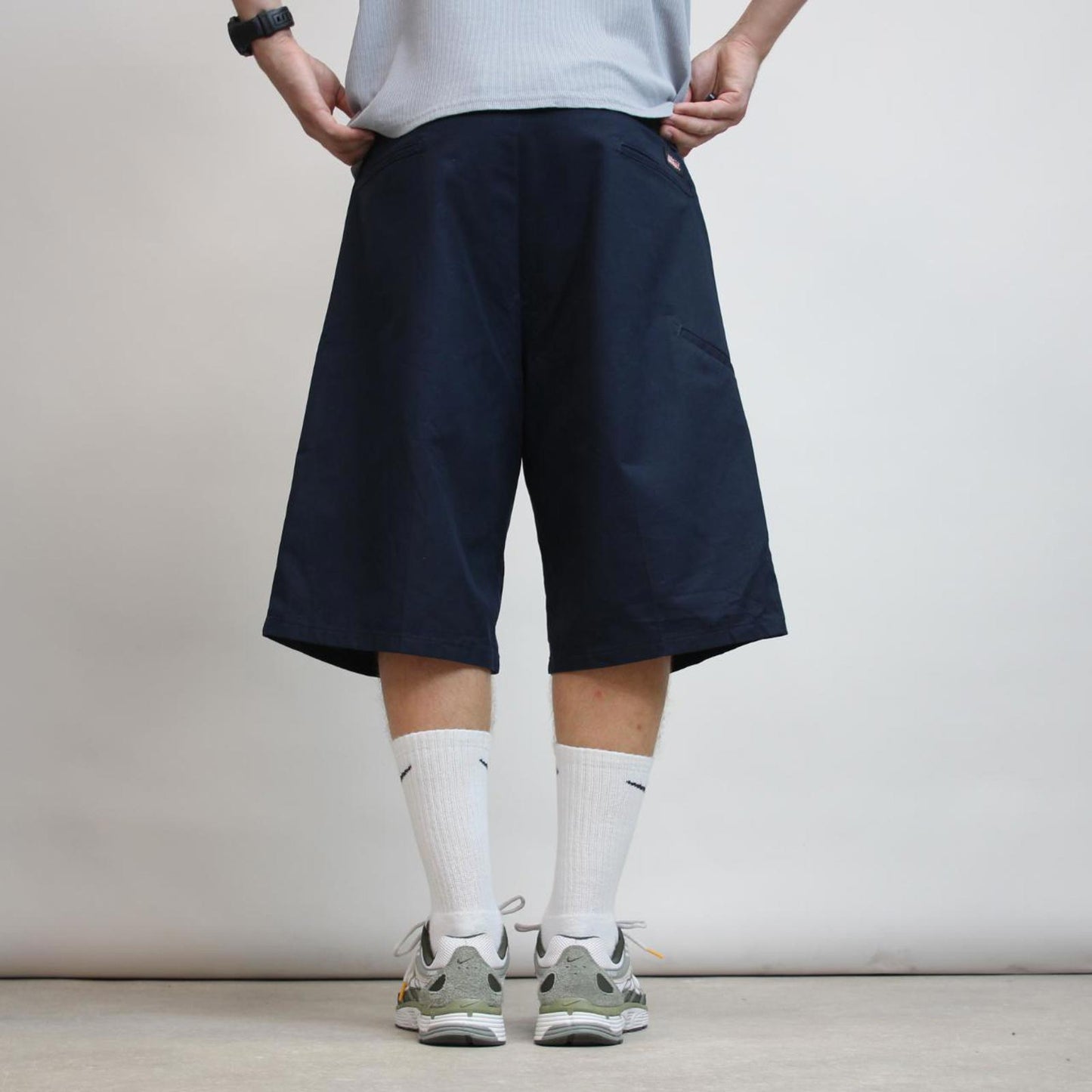 Navy Dickies carpenter shorts W38