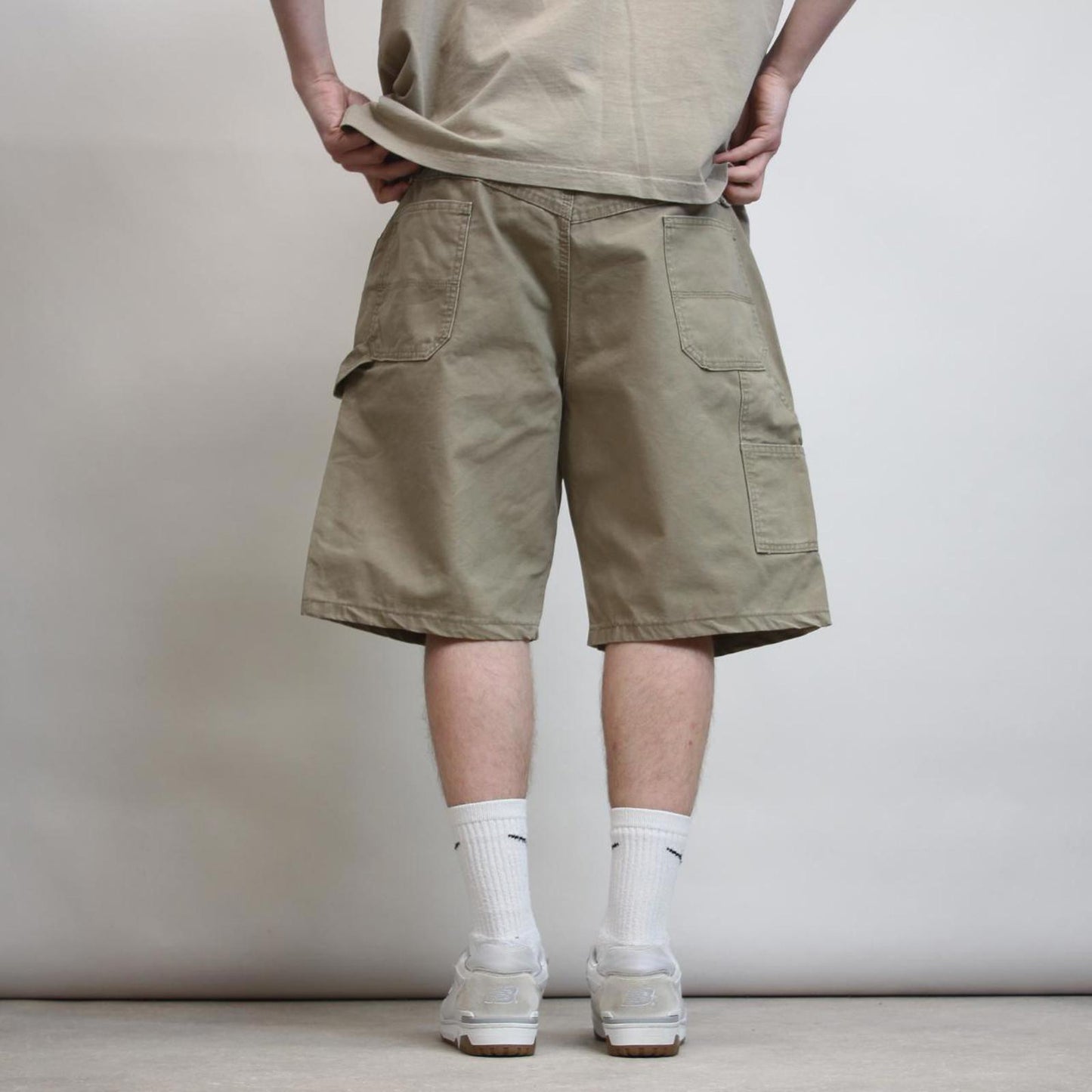 Mens baggy Wrangler carpenter shorts W40