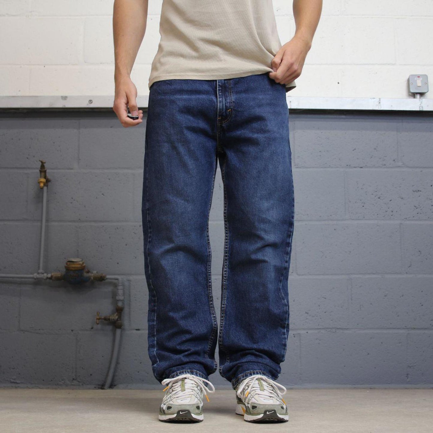 Blue Levis 505 jeans W38L32 blue loose straight leg y2k style pants red tab logo