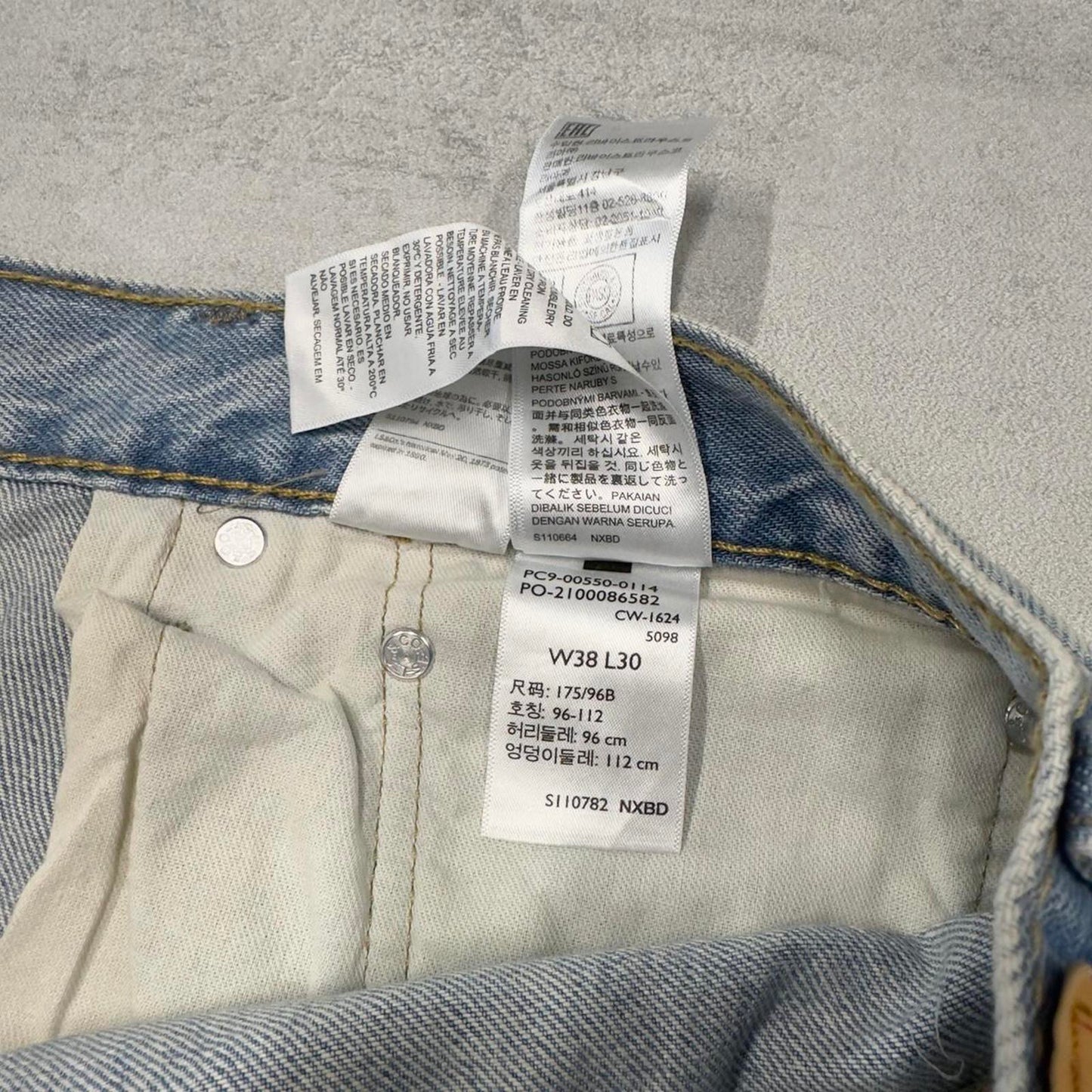 Baggy Levis 550 jeans W38 L30 blue loose 90s relaxed style skater jeans red tab logo
