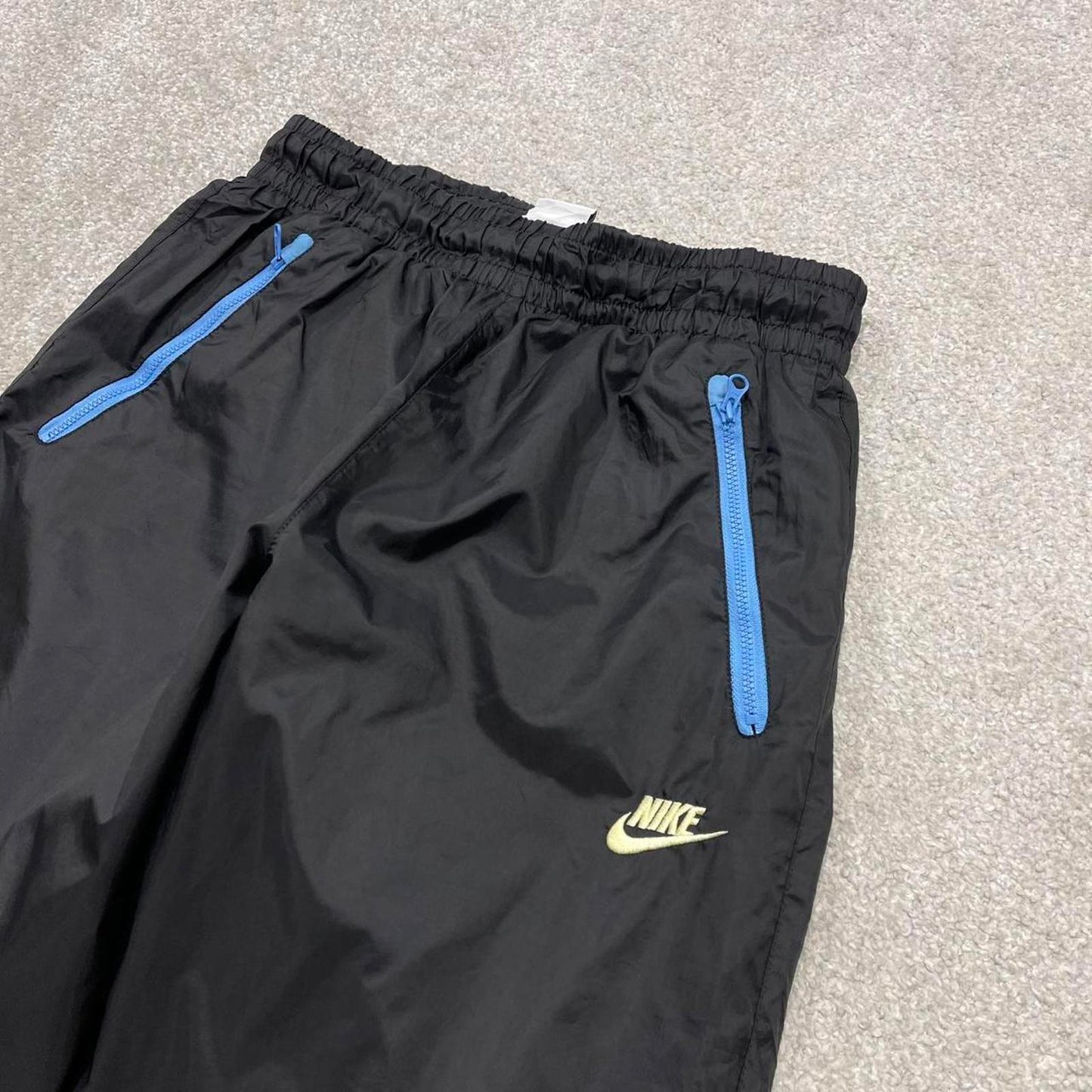 Y2k loose Nike tracksuit bottoms black Loose lined embroidered two tone track pants