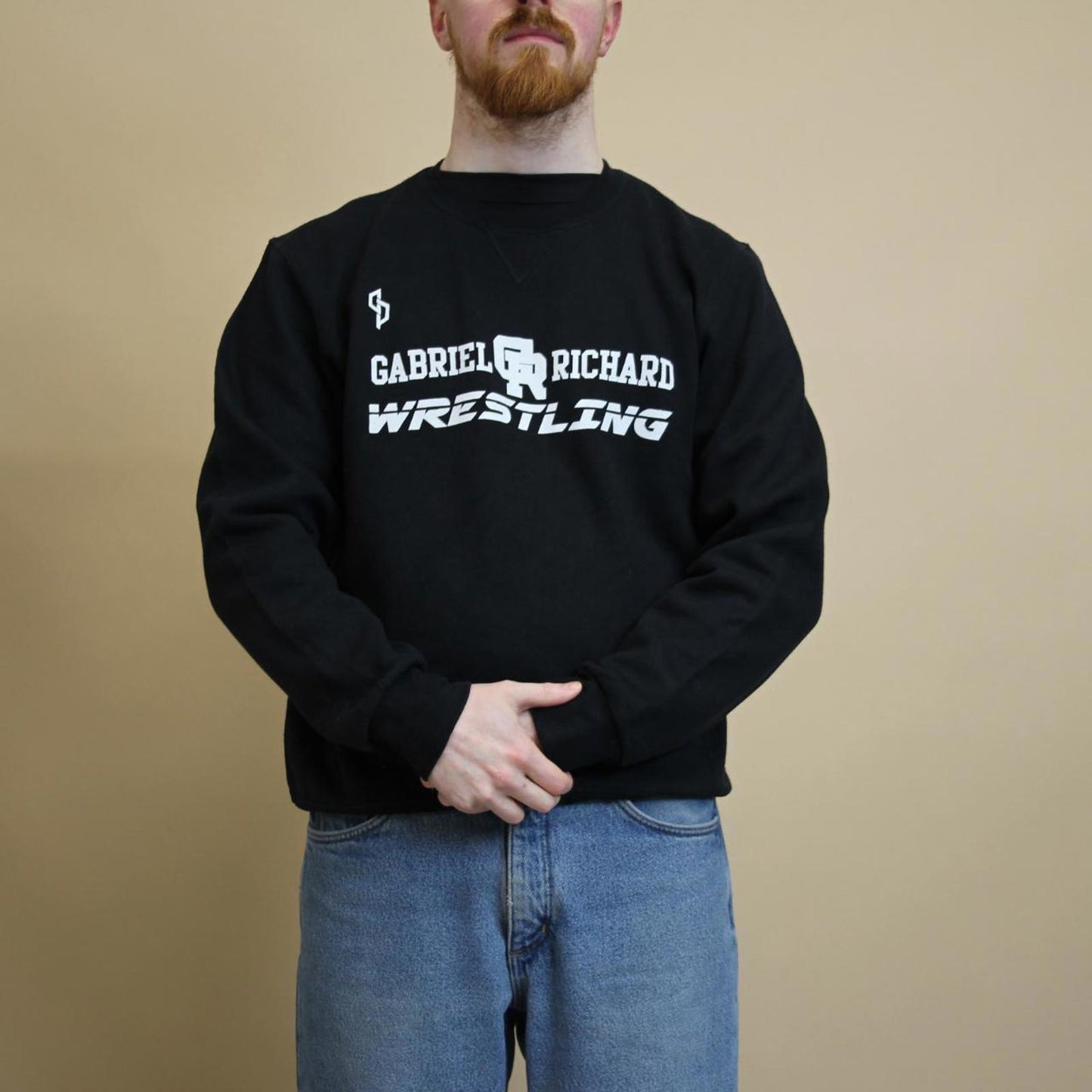 Black vintage Russell sweatshirt M