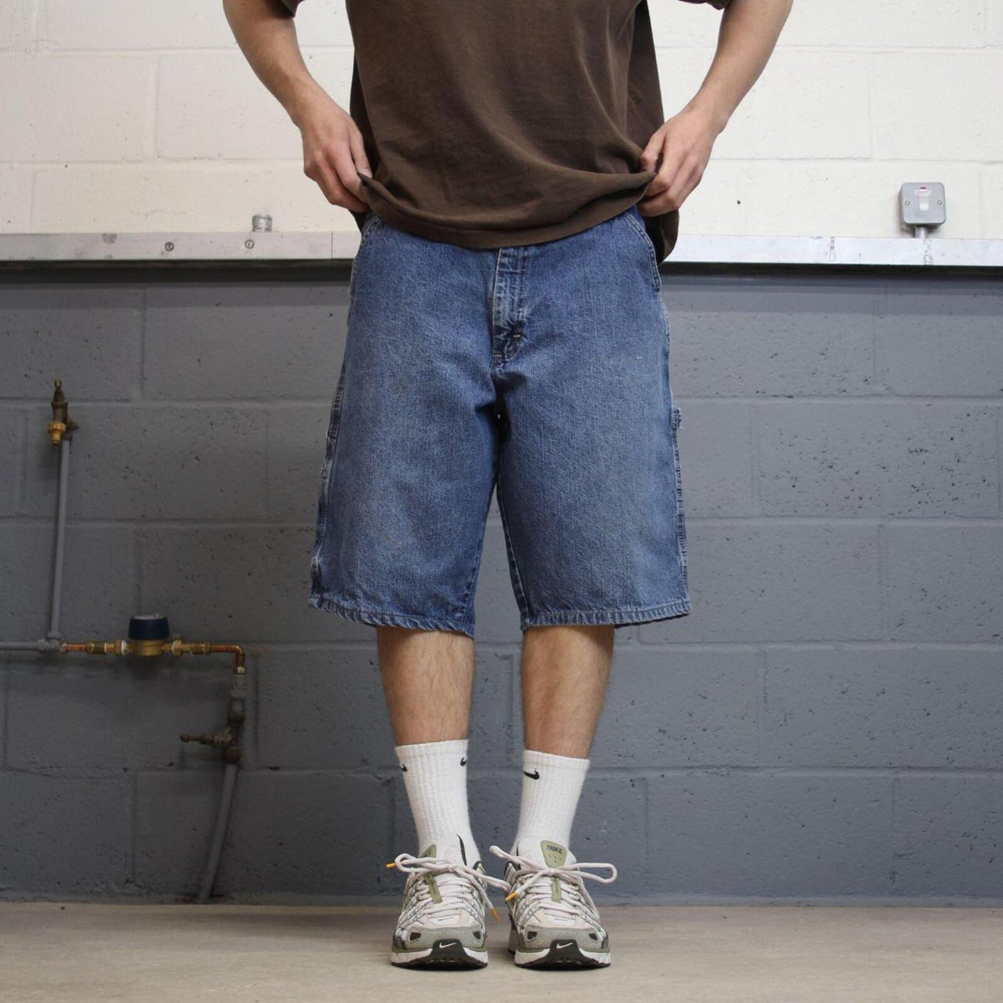 Y2k Wrangler carpenter shorts skater style blue W38 Denim loose summer jorts