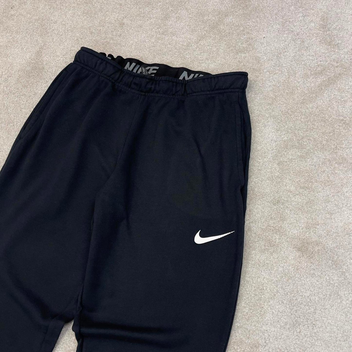 Loose Nike Trackies XL Black y2k 00s style Dri-Fit joggers print swoosh logo