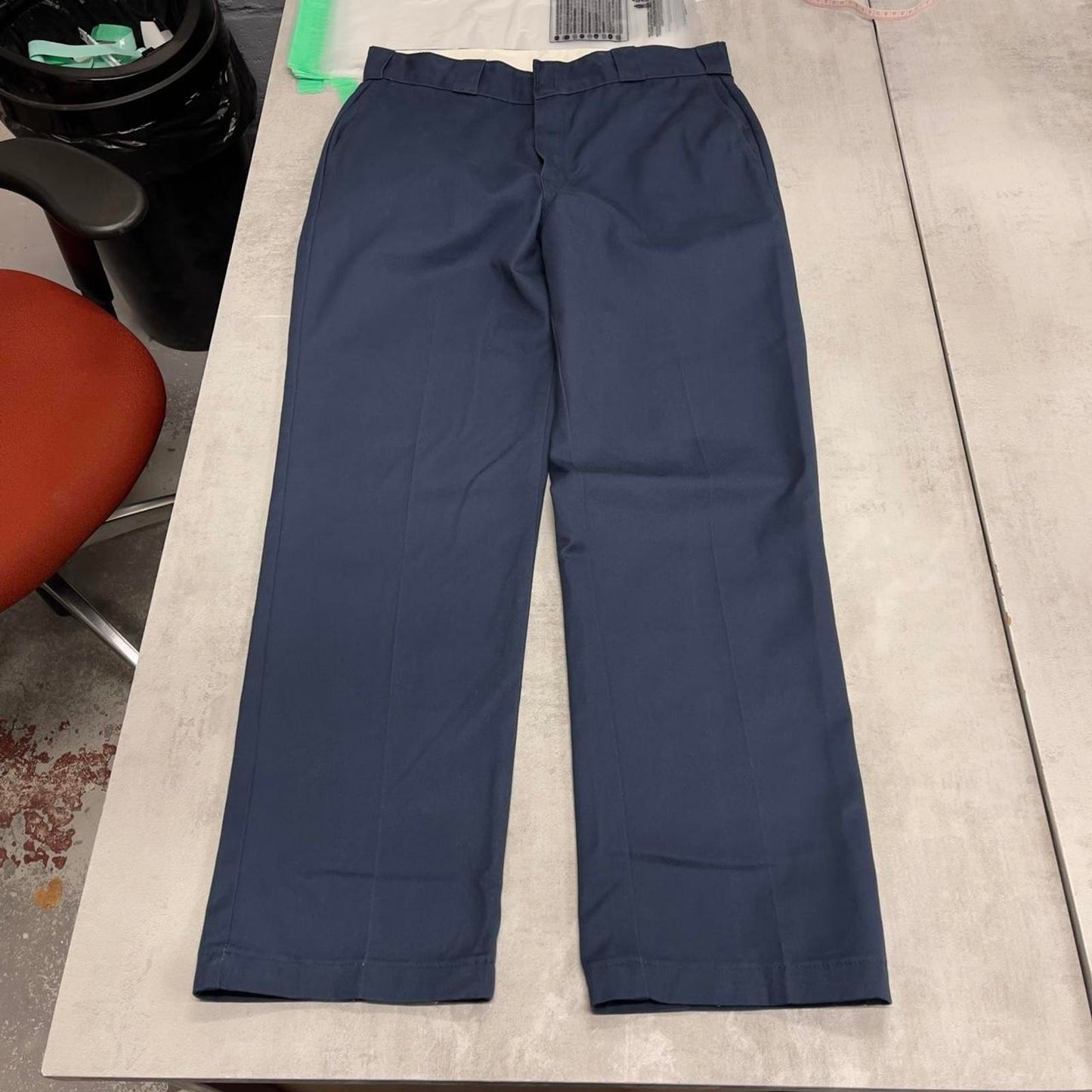 Navy Dickies pants W34L31 twill style chino trousers skate stye