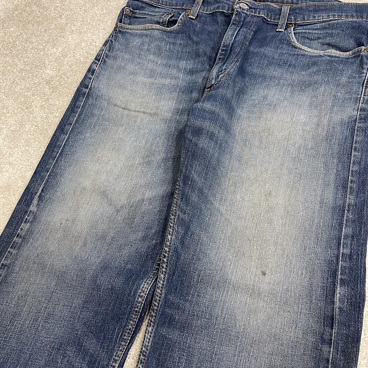 Y2K Levi’s 505 jeans straight leg faded blue Straight fit 5 pocket pants belt loops red tab logo