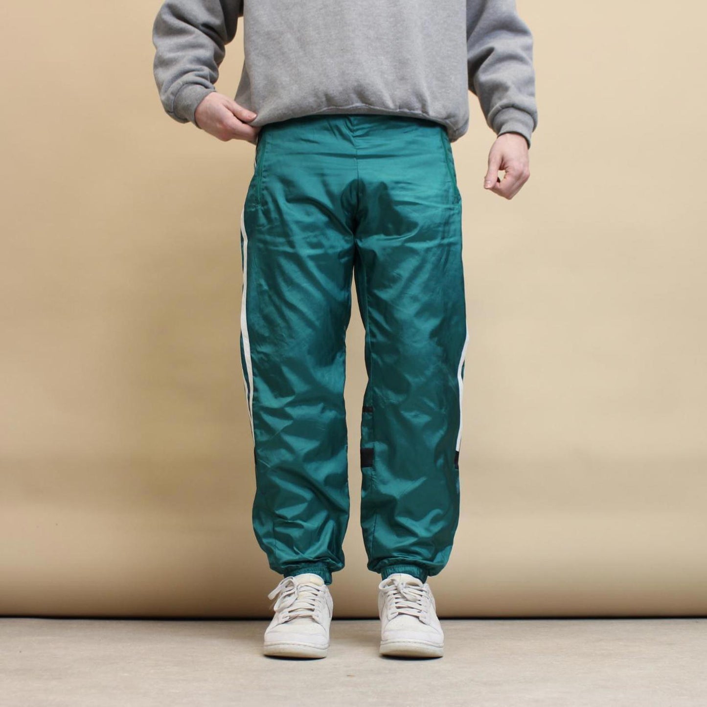 Adidas tracksuit bottoms S green y2k 90s style soft lined side stripe trackies