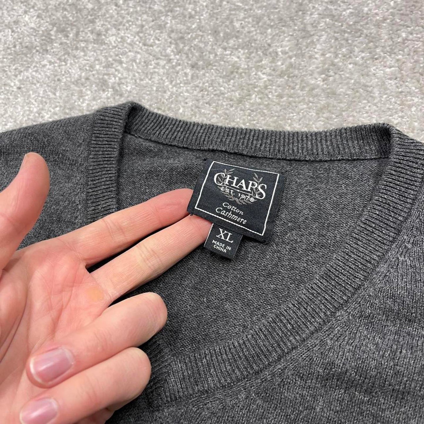 Y2K CHAPS knit sweater jumper grey Embroidered logo cotton v neck cashmere knitted pullover