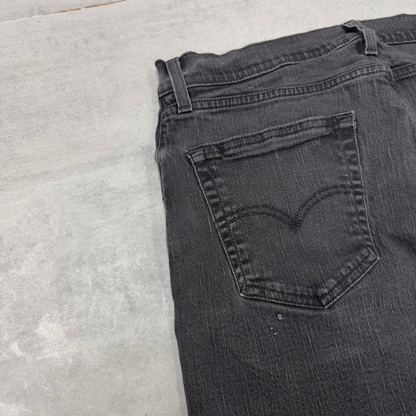 Mens Levi’s 505 jorts W34