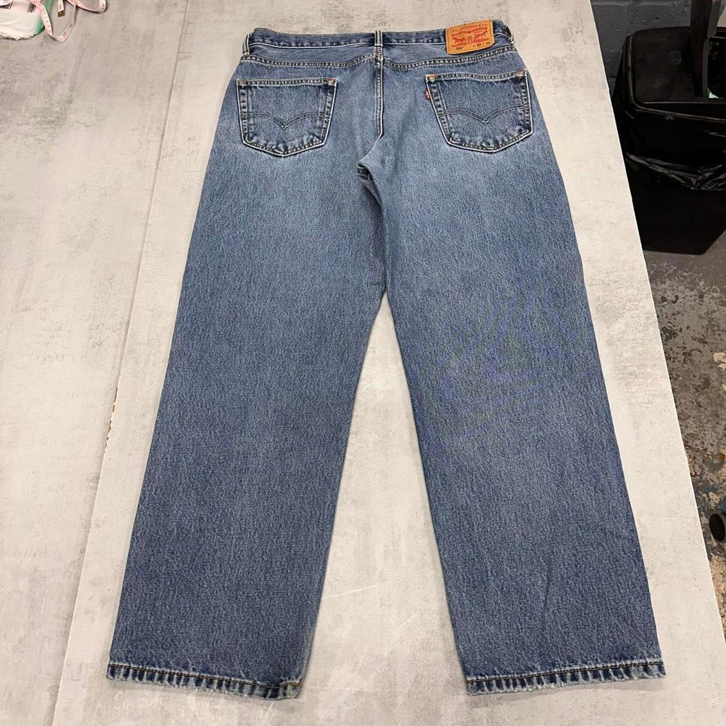 Blue Levis 550 jeans W36 L30 loose 90s style denim red tab logo skater style jeans