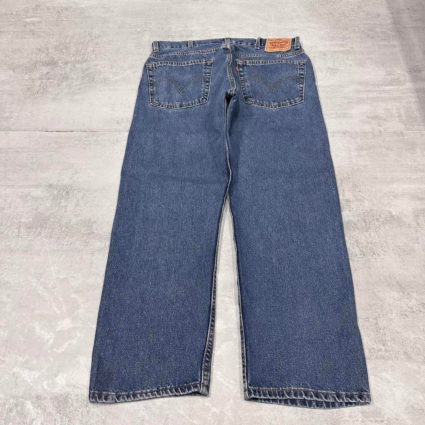 Blue Levis 505 jeans W38L29