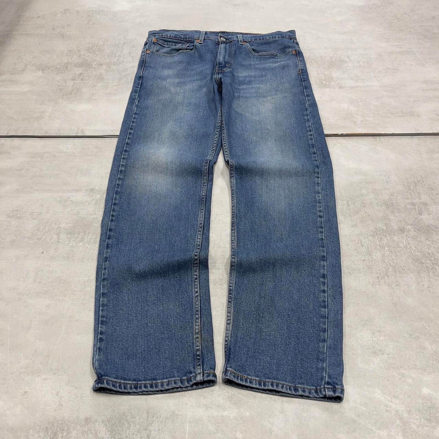 Blue Levis 505 jeans W34L32 blue straight leg y2k style pants red tab logo