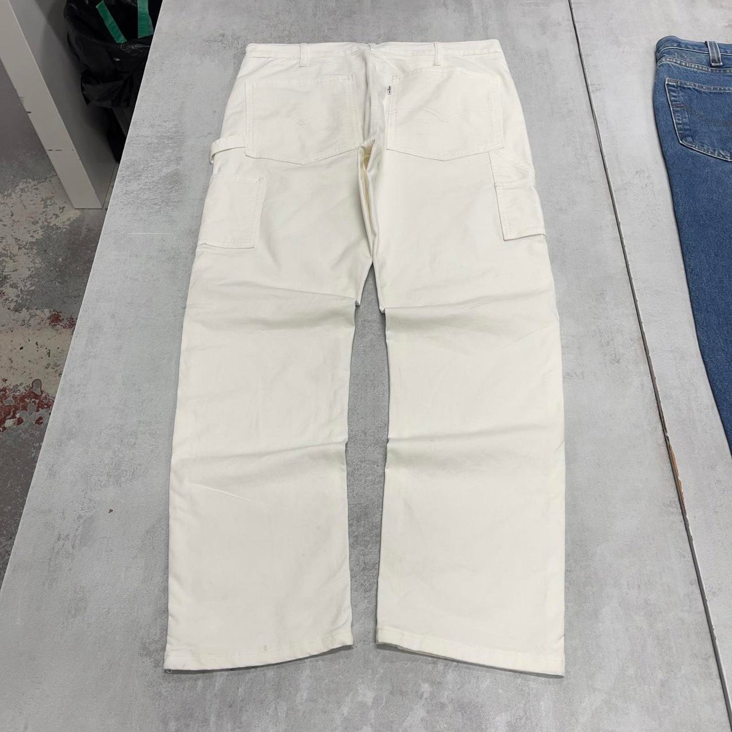 White Levis carpenter jeans W34L30 denim straight fit y2k style cargo trousers tab logo