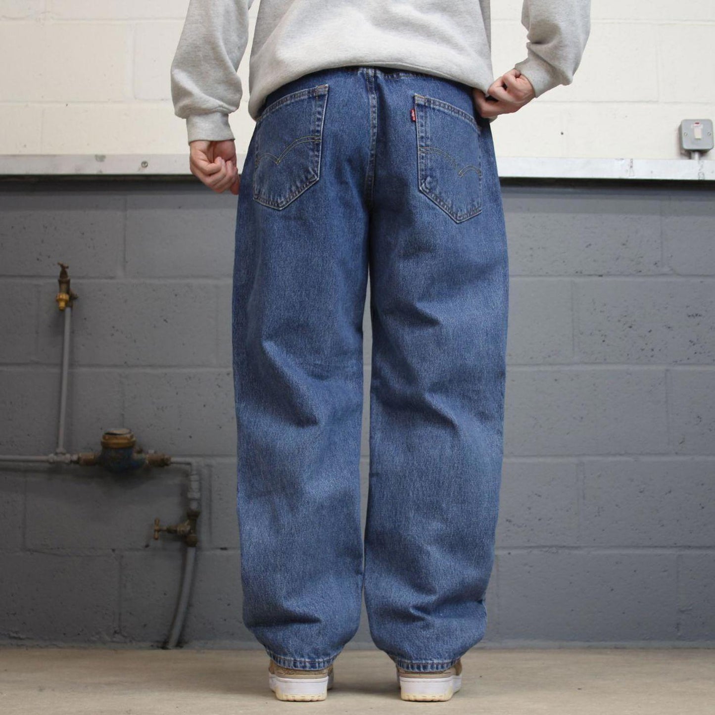 Baggy Levis 550 jeans W36 L29 blue loose 90s relaxed style skater jeans red tab logo