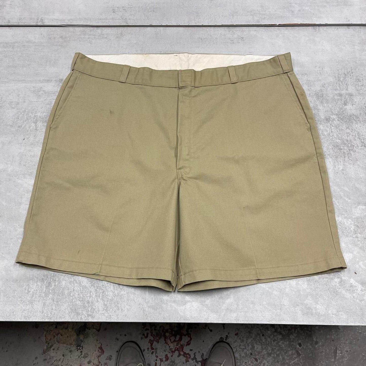 Dickies skate shorts W44