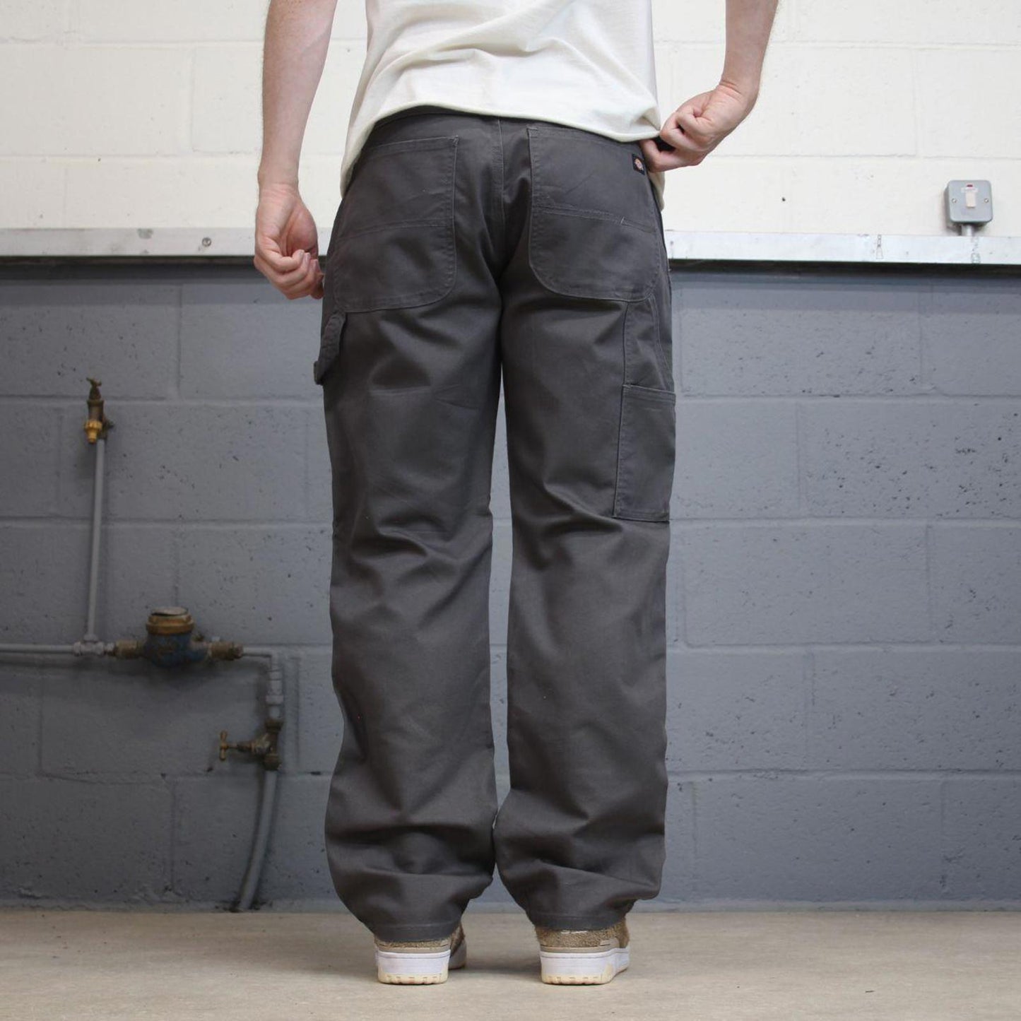 Loose Dickies carpenter jeans W34L31 90s skate style grey canvasy cargos