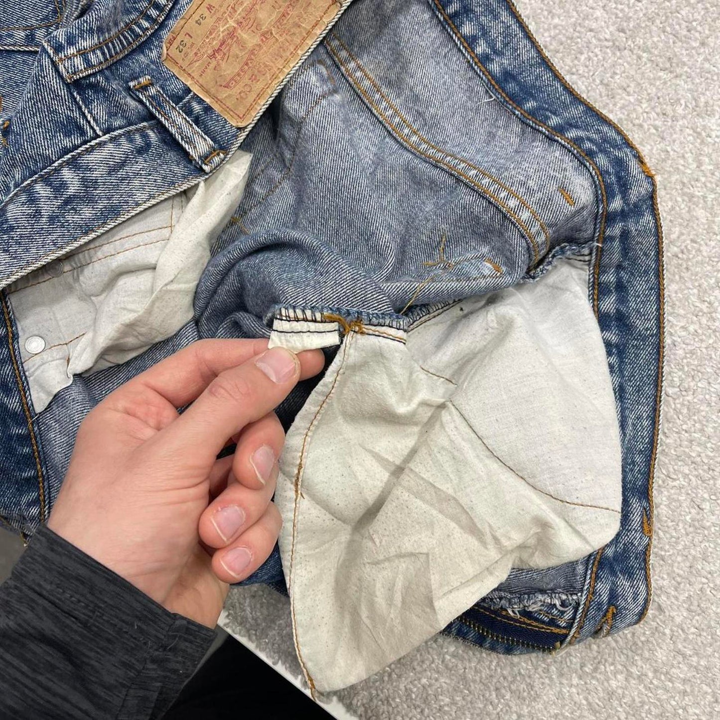 Y2k Levi's 550 jeans blue Loose straight leg denim pants red tab