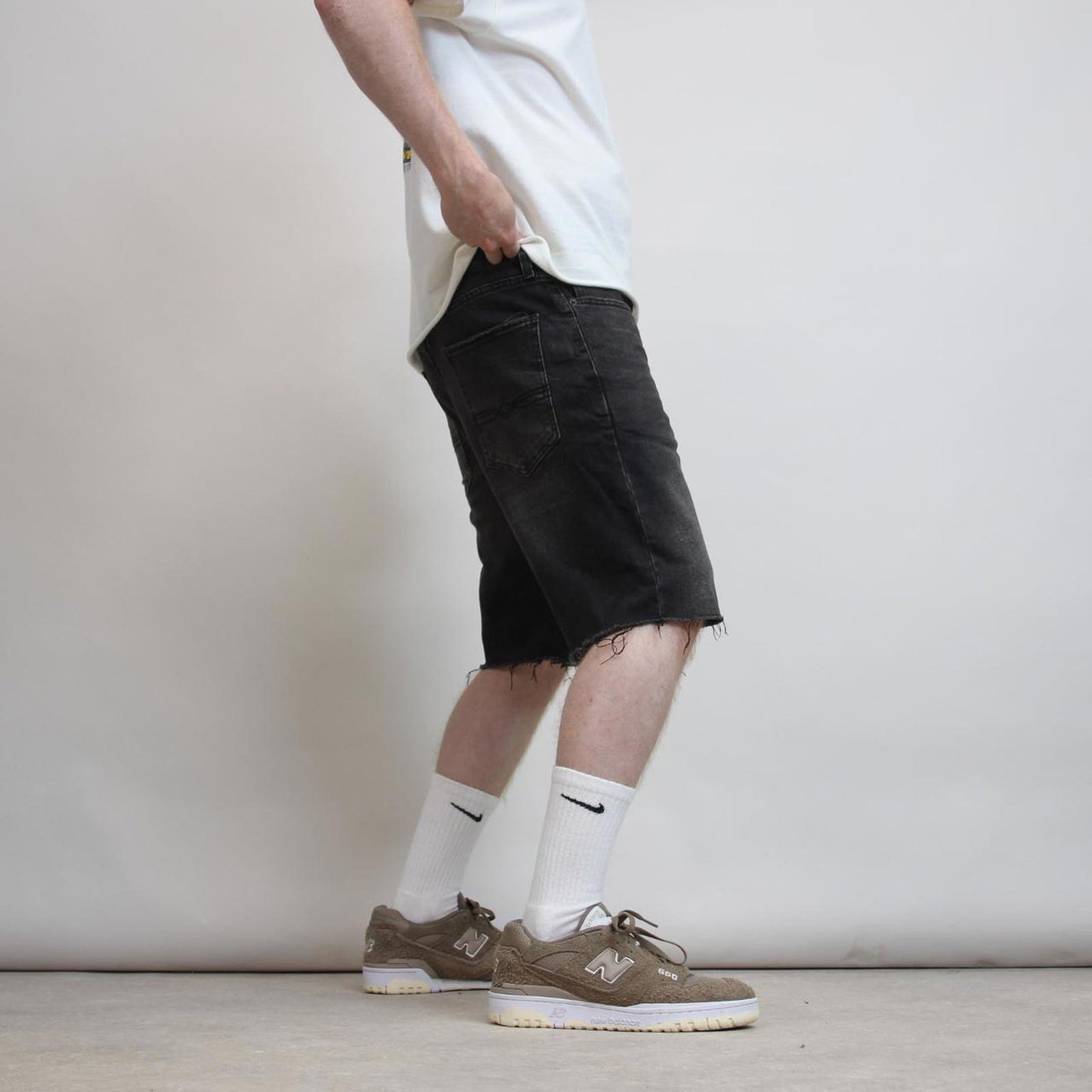 Mens Levi’s jorts W34
