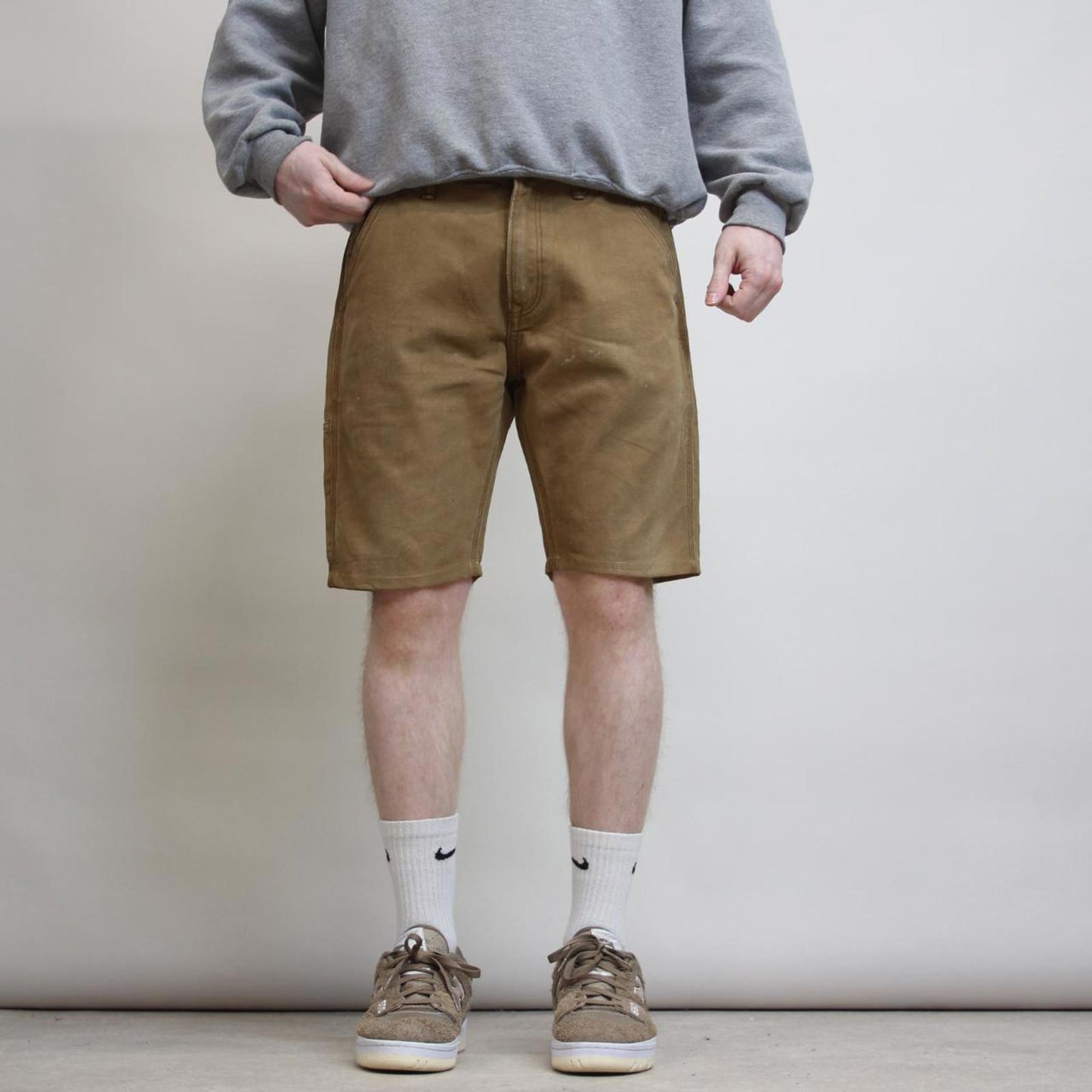 GAP carpenter jorts W32