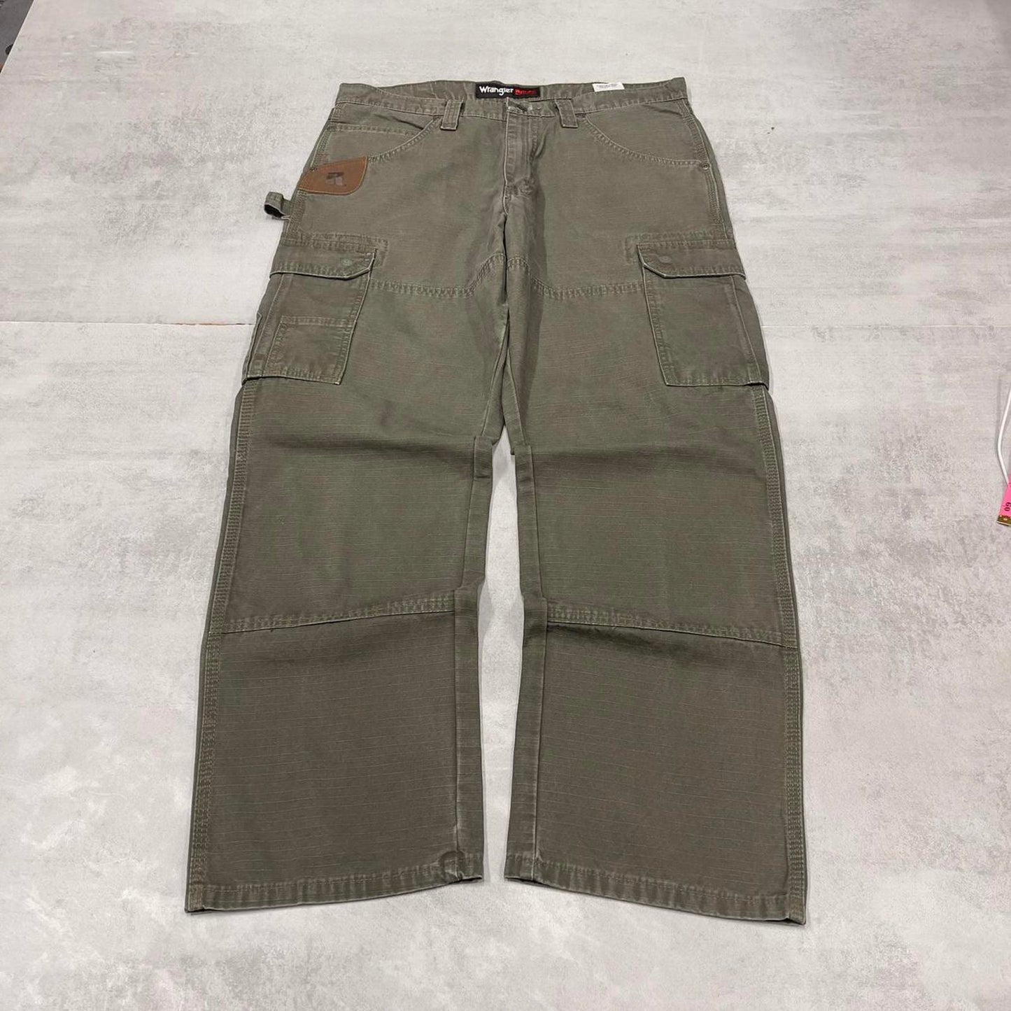 Green Wrangler double knee carpenter jeans W36L30 loose canvas 90s skater style cargos