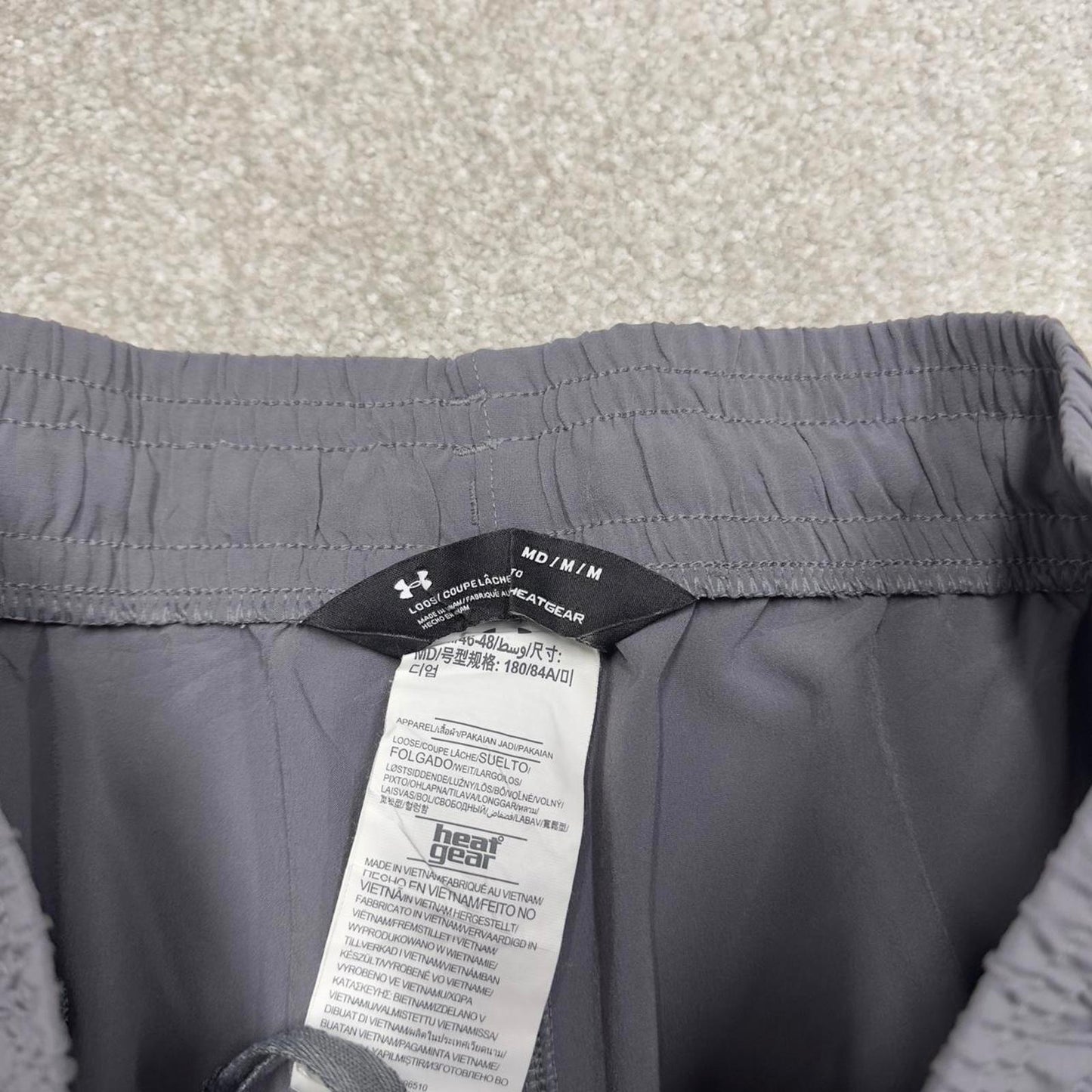 00s Under Armour tracksuit bottoms y2k M loose grey joggers embroidered logos gym wear trackies