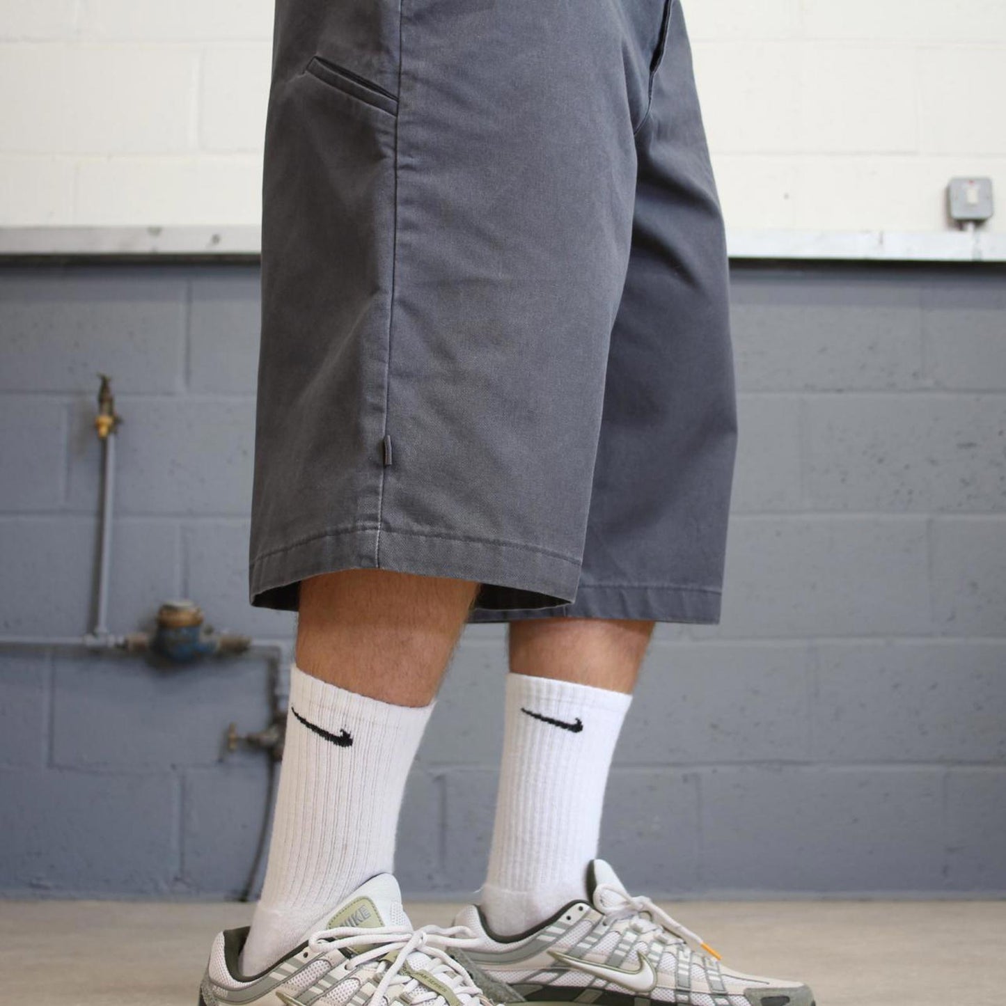 Grey Dickies carpenter shorts W42