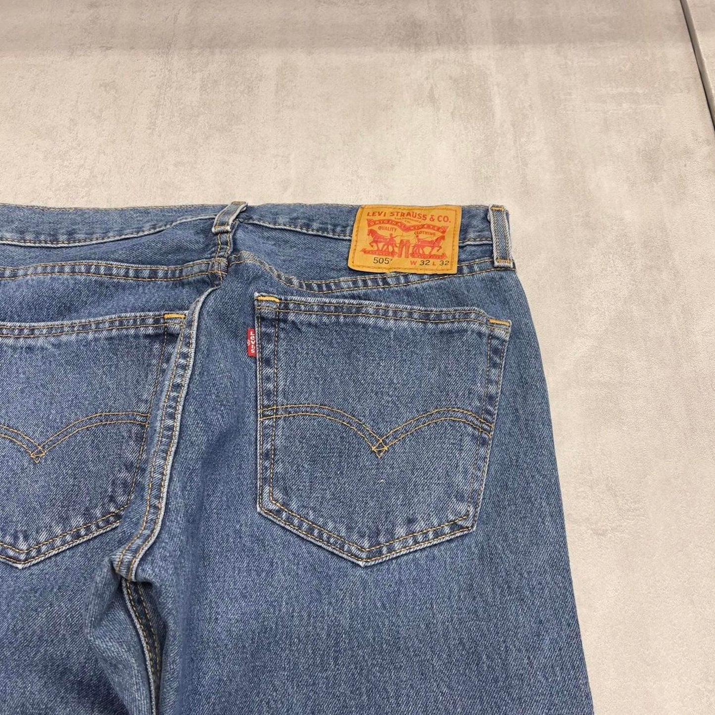 Blue Levis 505 jeans W32L32