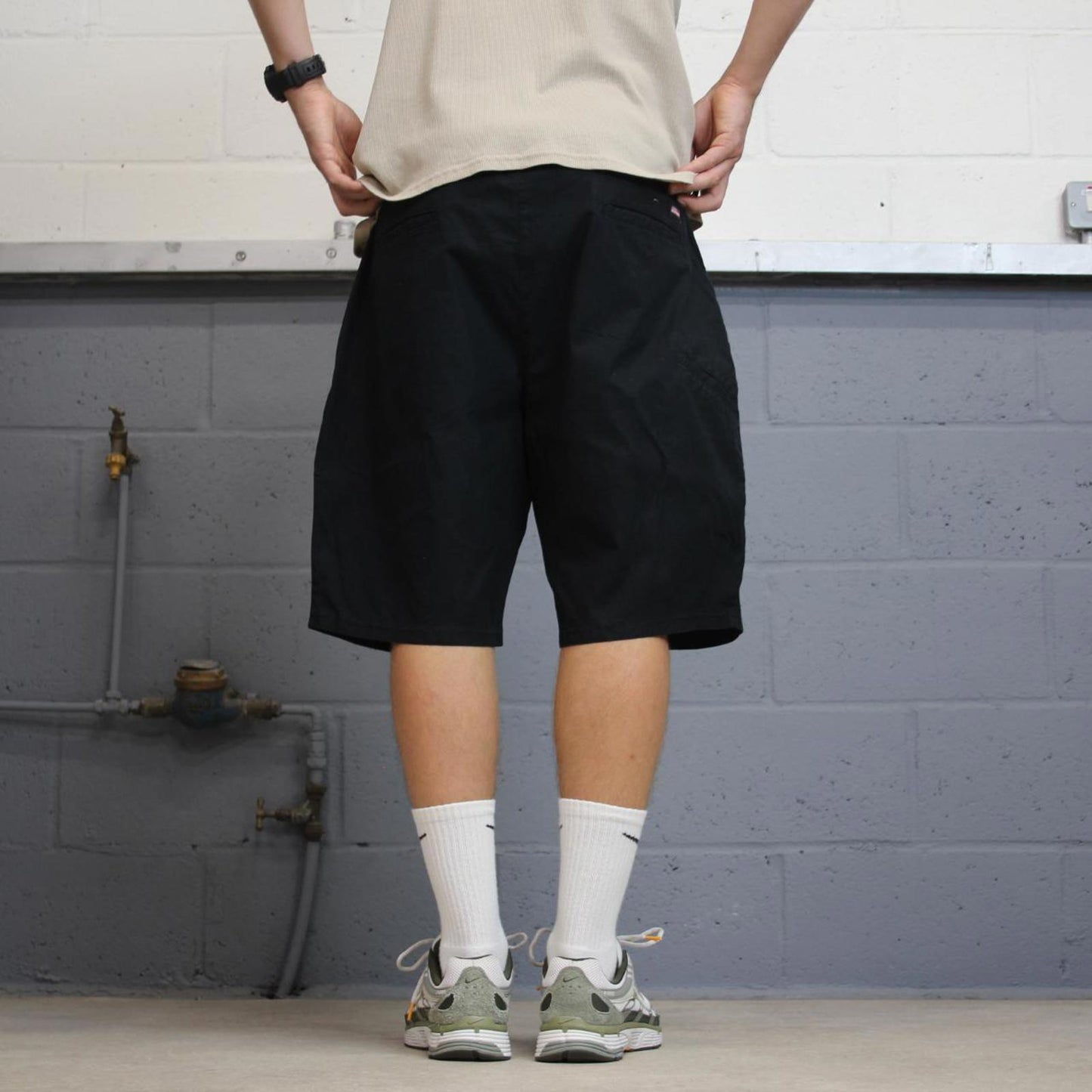Black Dickies Carpenter shorts W40