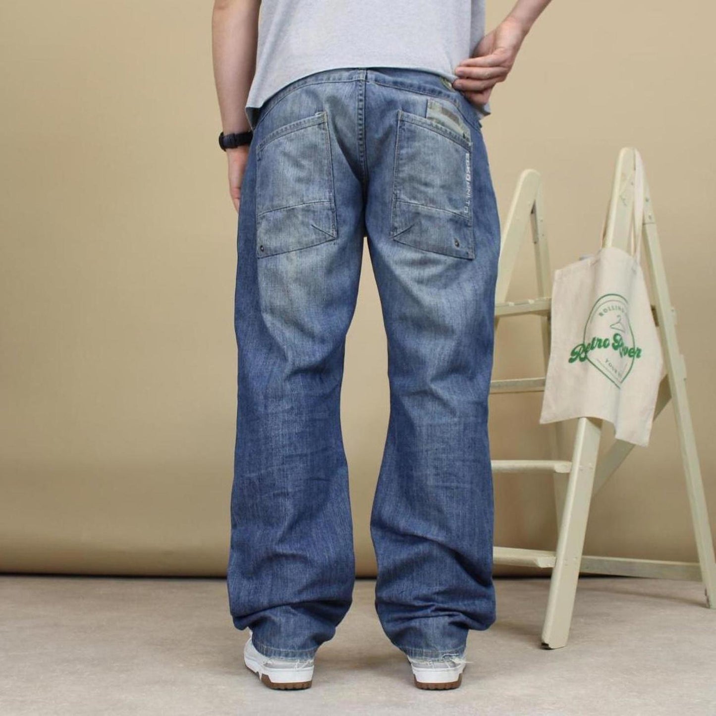 Blue Ecko Unltd jeans W38L33 embroidered y2k style
