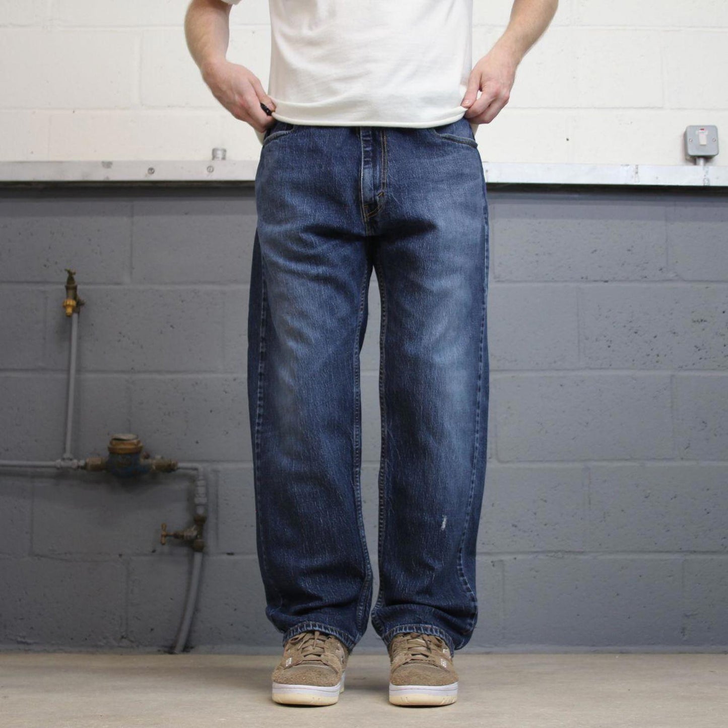Blue Levis 505 jeans W38L30 blue loose straight leg y2k style pants red tab logo