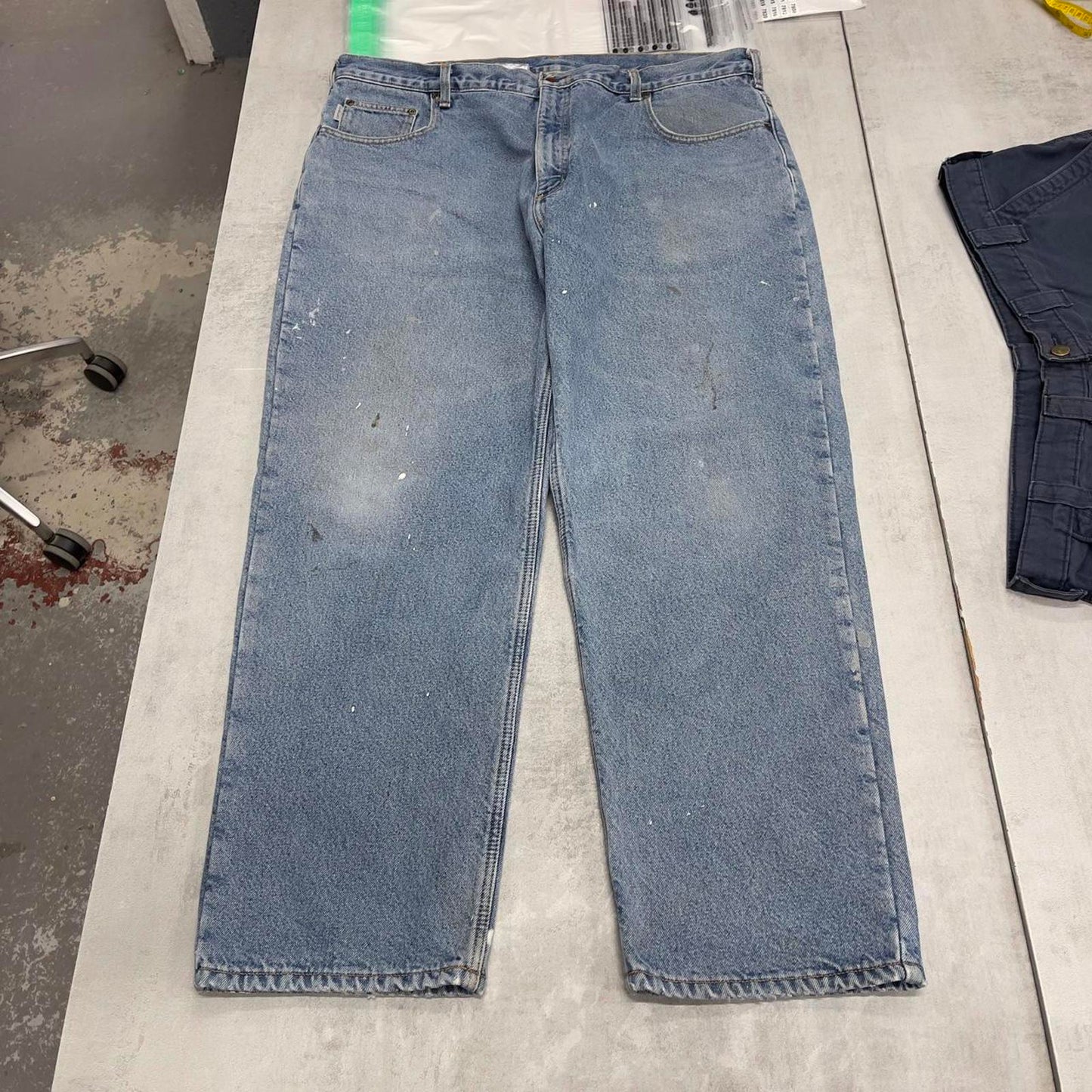 Mens Carhartt jeans W42 L30 blue denim fleeced lined 90s style skater work jeans