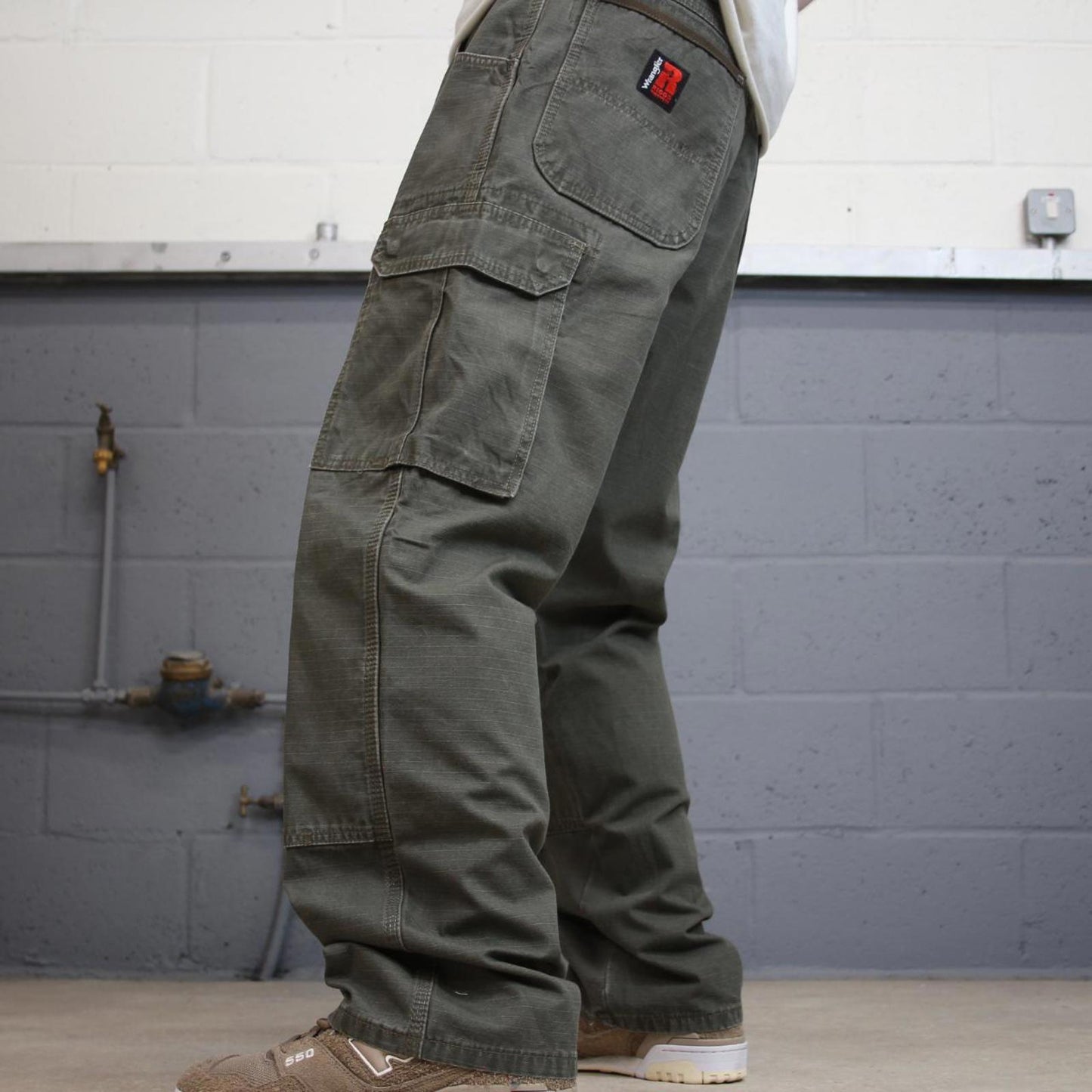 Green Wrangler double knee carpenter jeans W36L30 loose canvas 90s skater style cargos