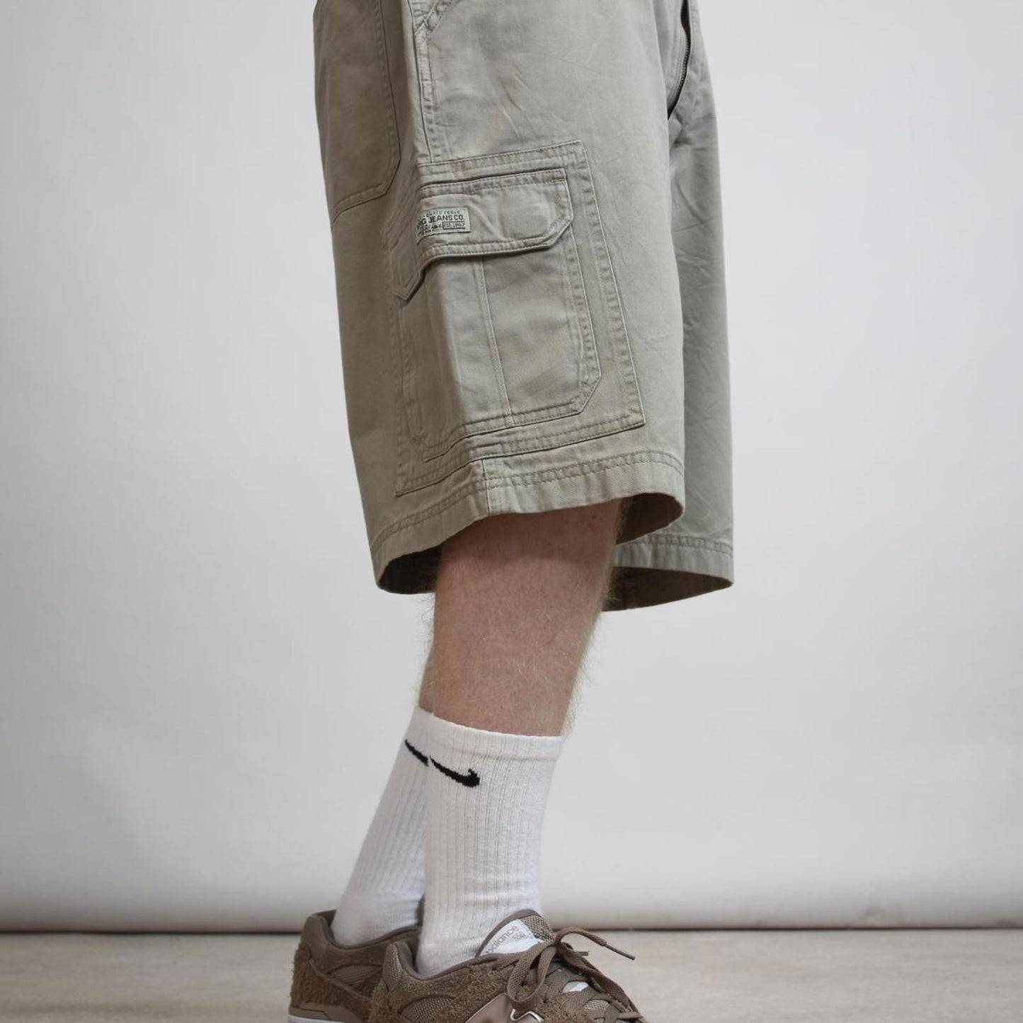 Baggy Wrangler cargo shorts W36