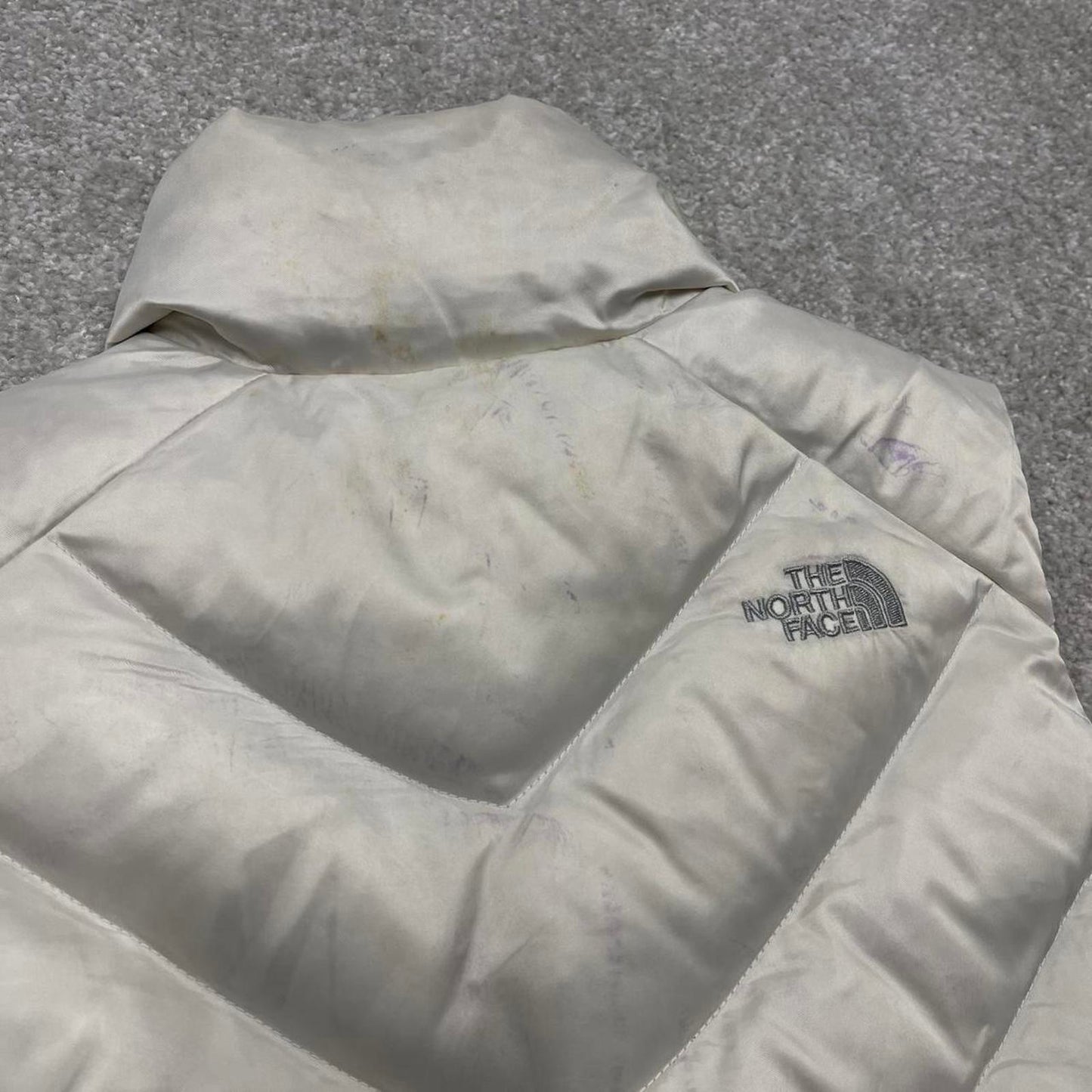 00s North Face puffer gilet S women's white y2k 550 down tech style autumn winter