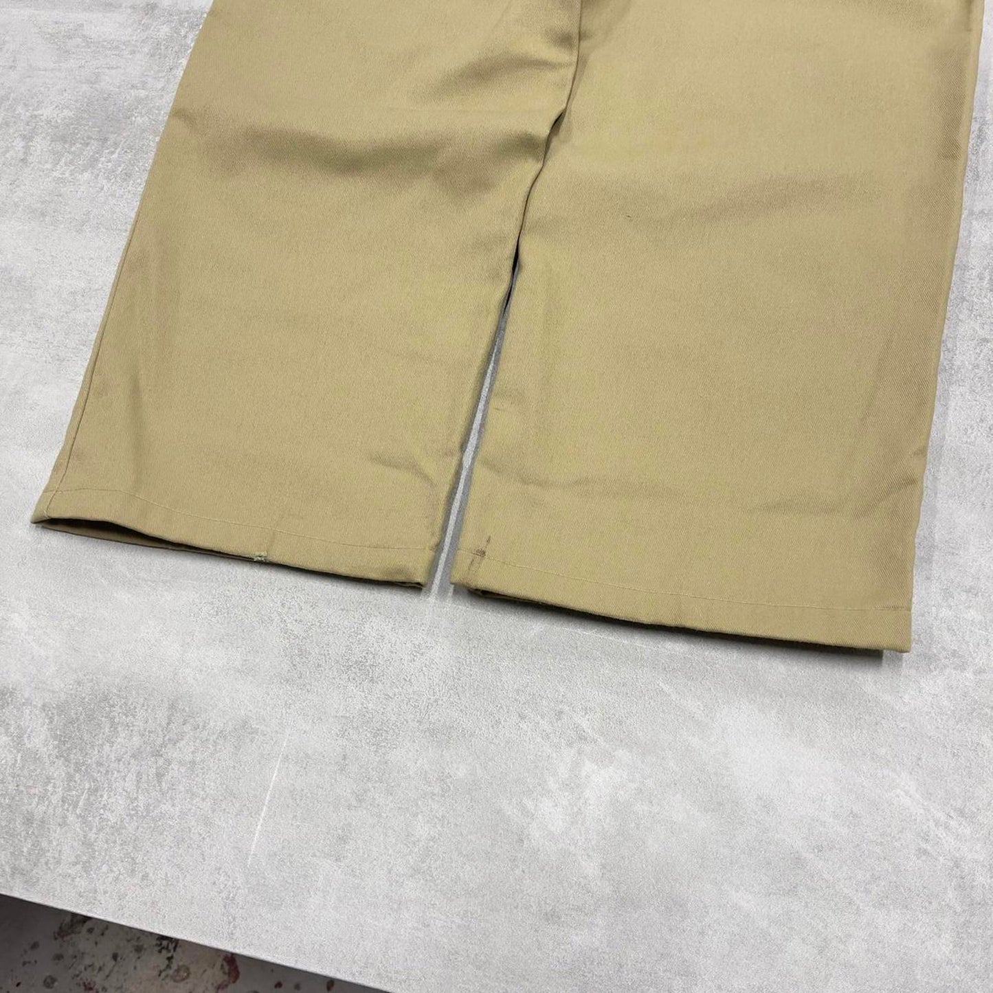 Khaki Dickies pants W36L28