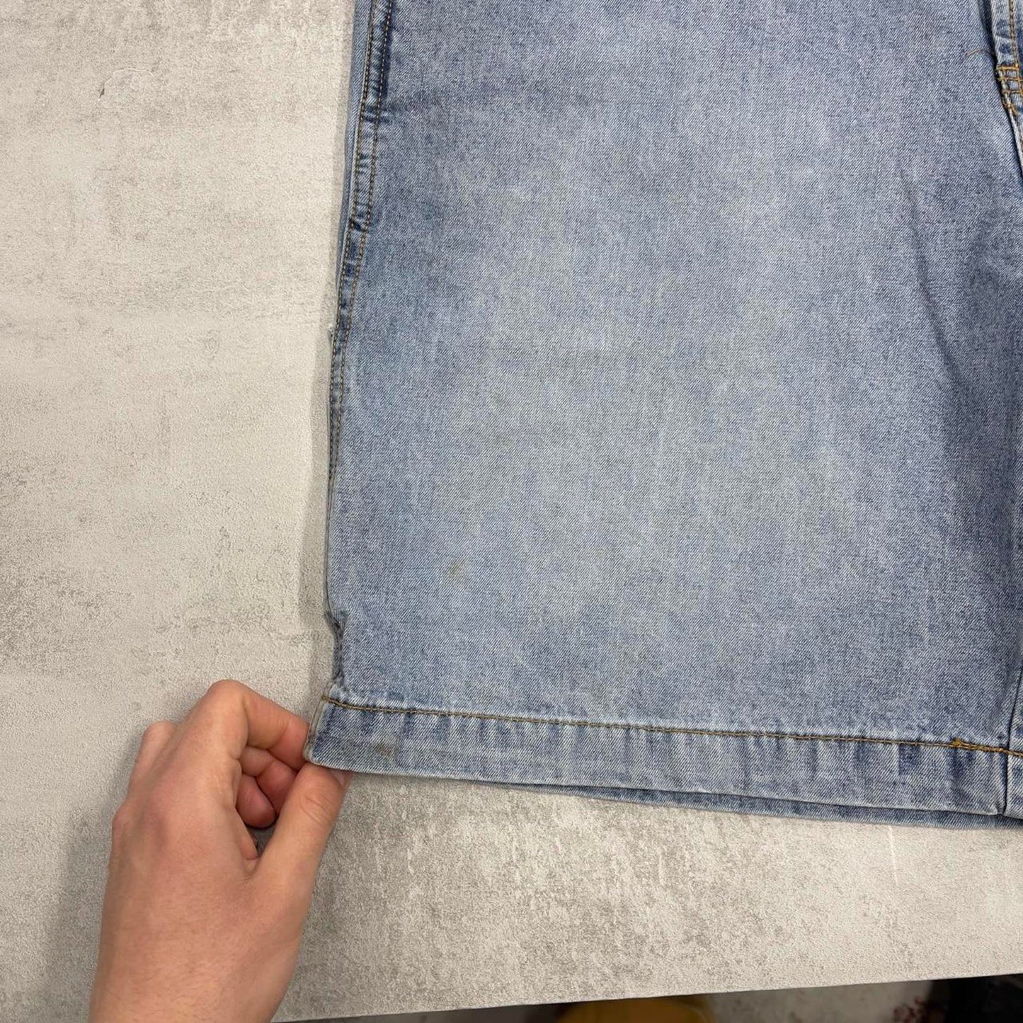 Baggy carpenter jorts W34