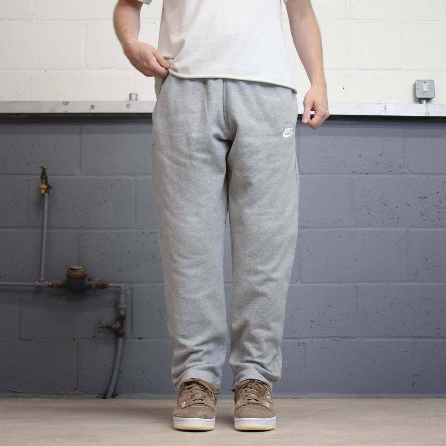 Y2k grey Nike joggers L