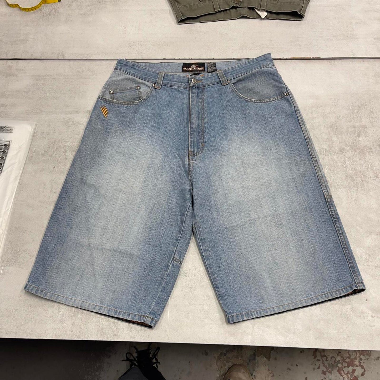 Baggy Mongoose denim shorts W34 long wide leg 90s style skater jorts tape detailing