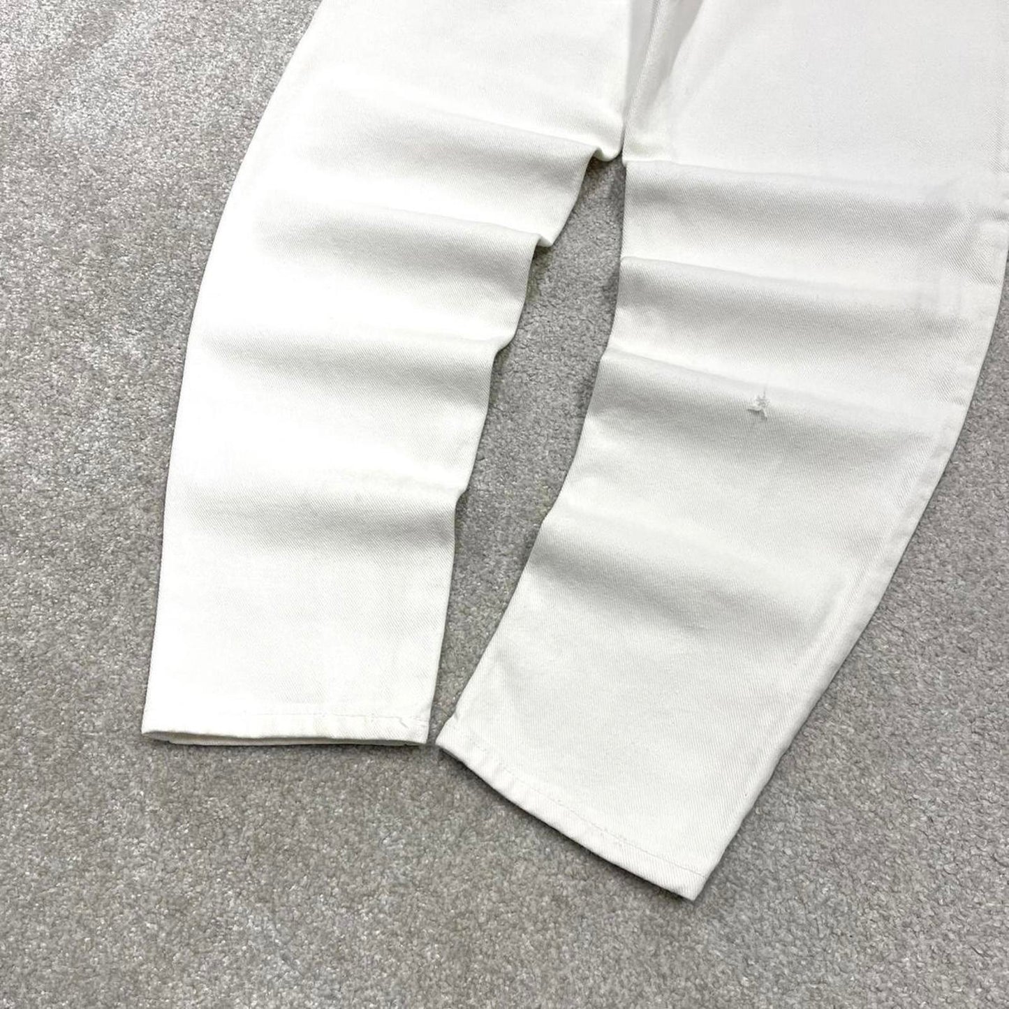 90s Levis 550 tapered jeans size 11 women's y2k 00s style tapered leg relaxed fit