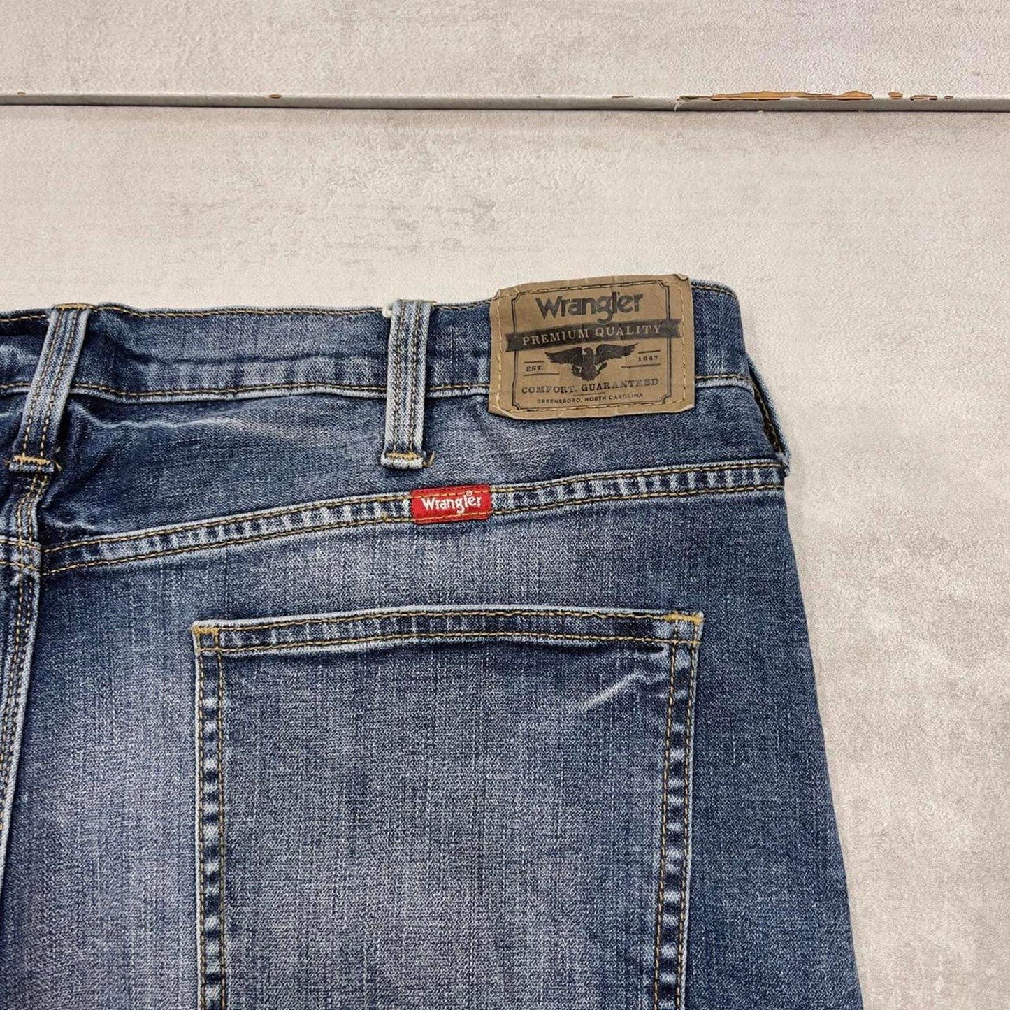 Blue Wrangler jean shorts W36
