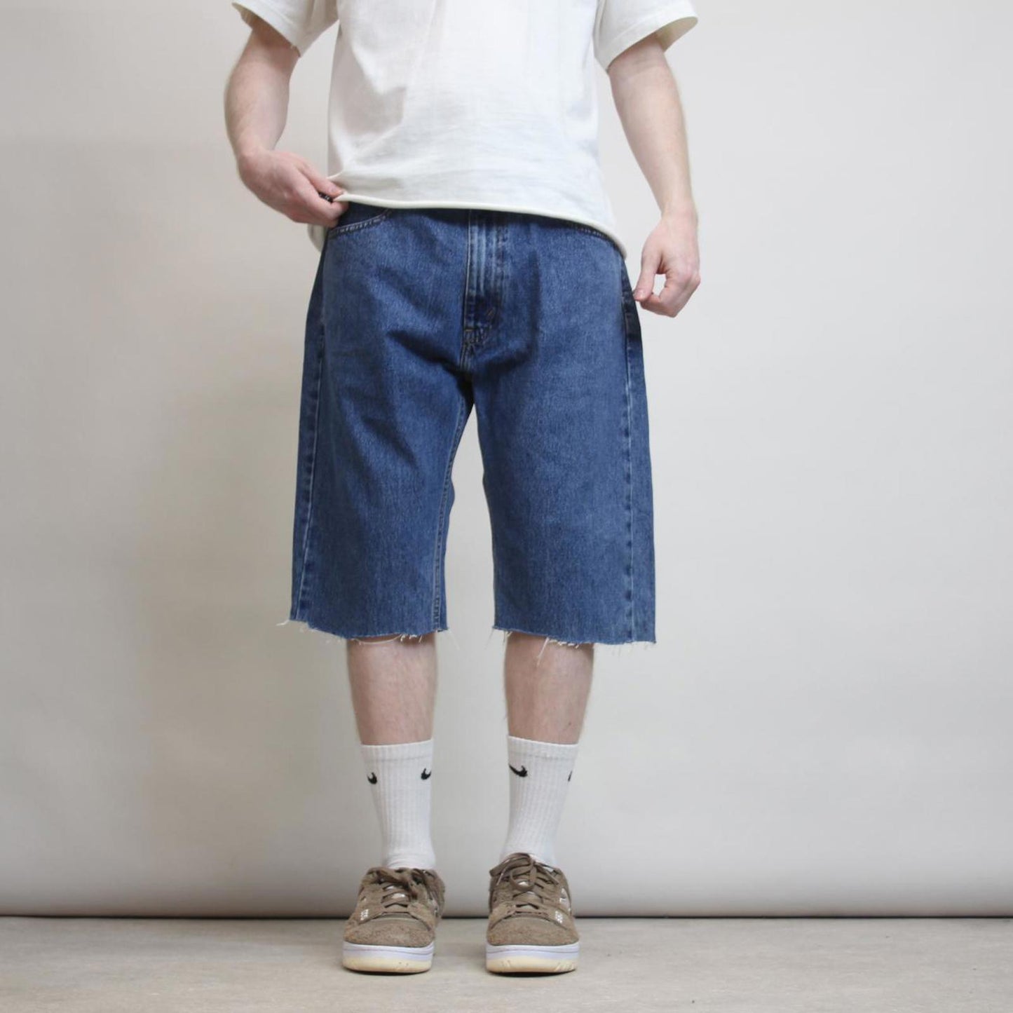 Mens Levi’s denim shorts W36