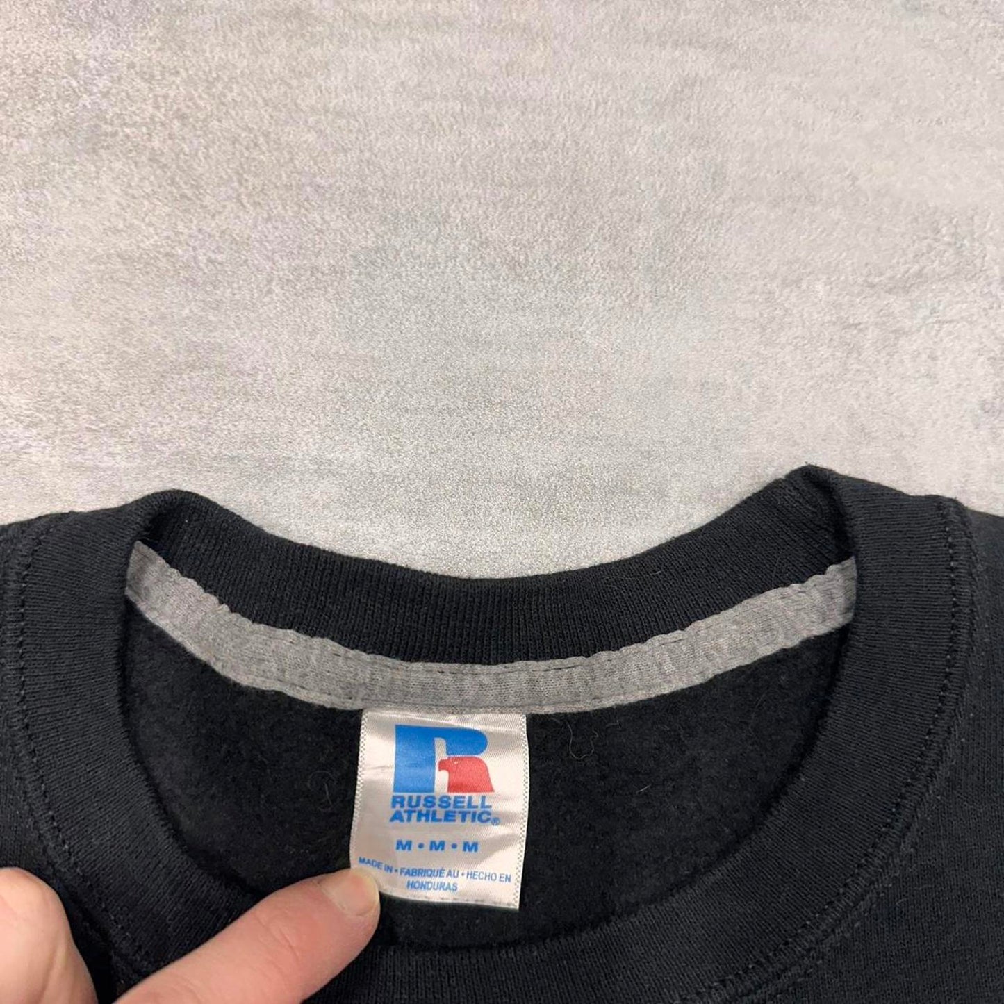 Black vintage Russell sweatshirt M