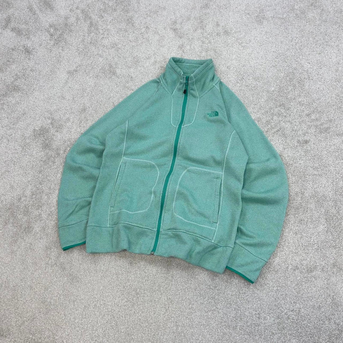 The North Face technical fleece Medium green Women's full zip up y2k style autumn outdoors hiking