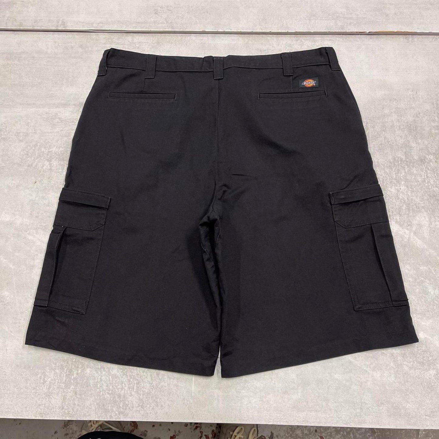 Black Dickies cargo shorts W38