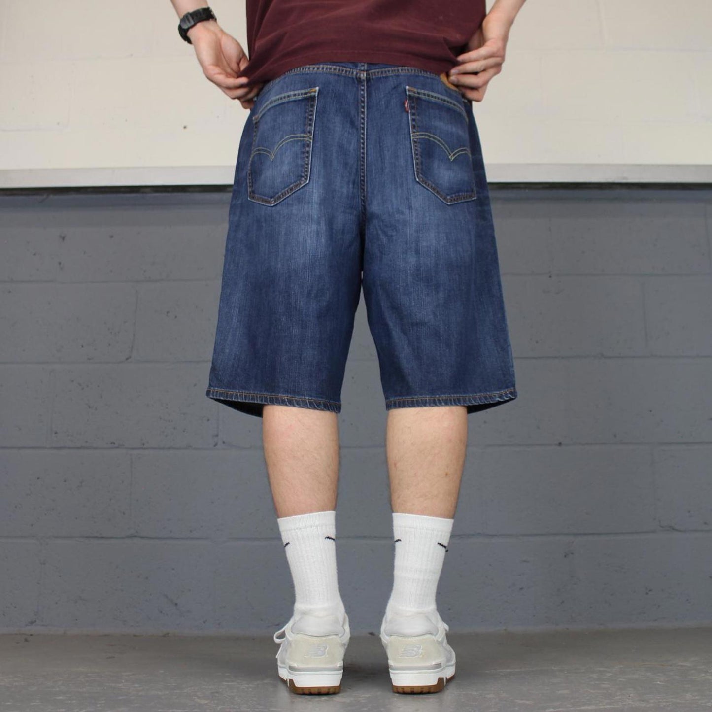 Levi's denim shorts W42