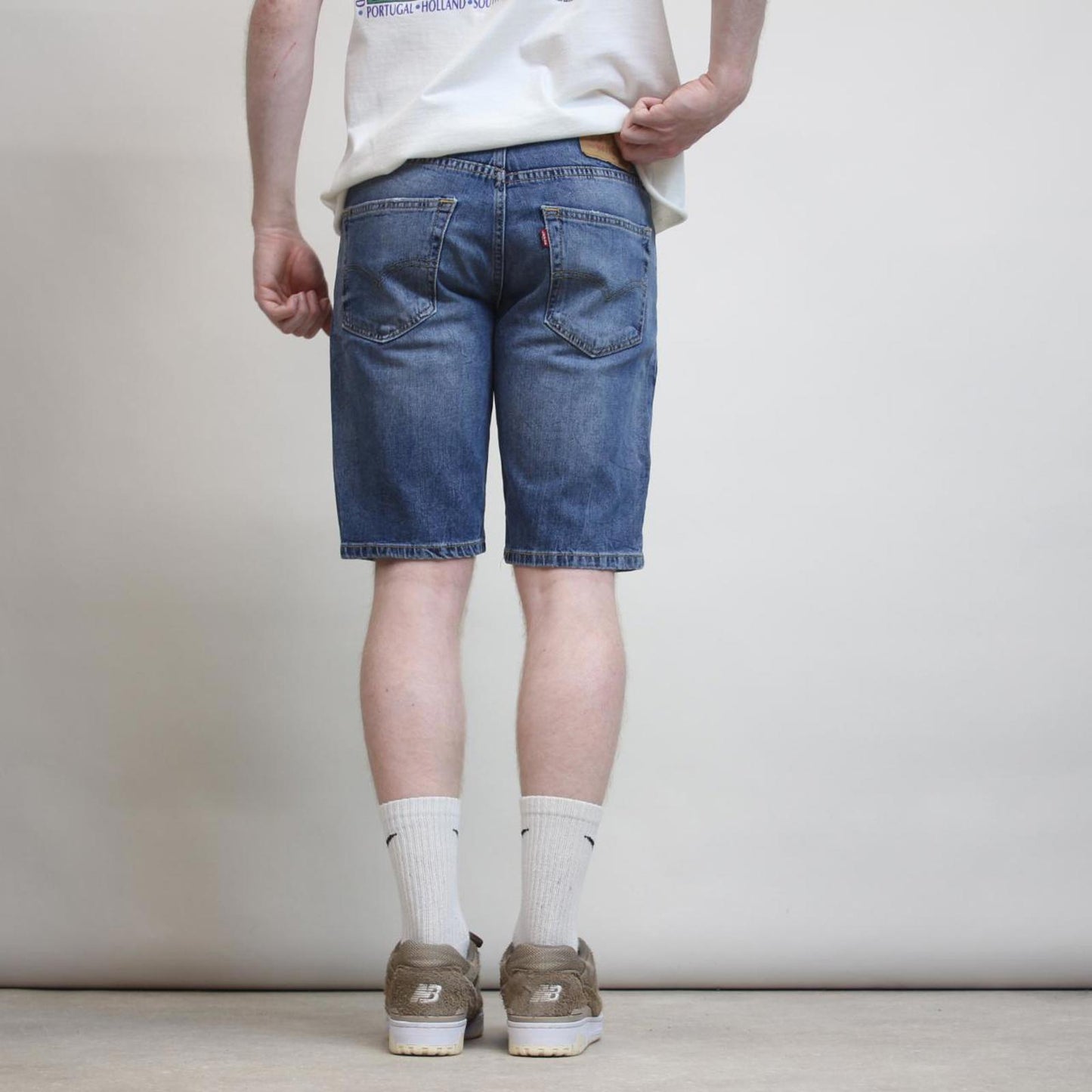 Mens Levi’s denim shorts W32