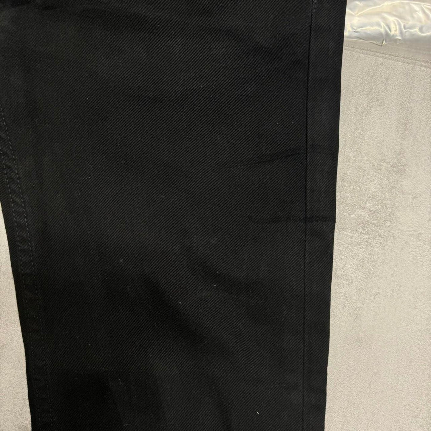 Black Levi’s jeans W30L30