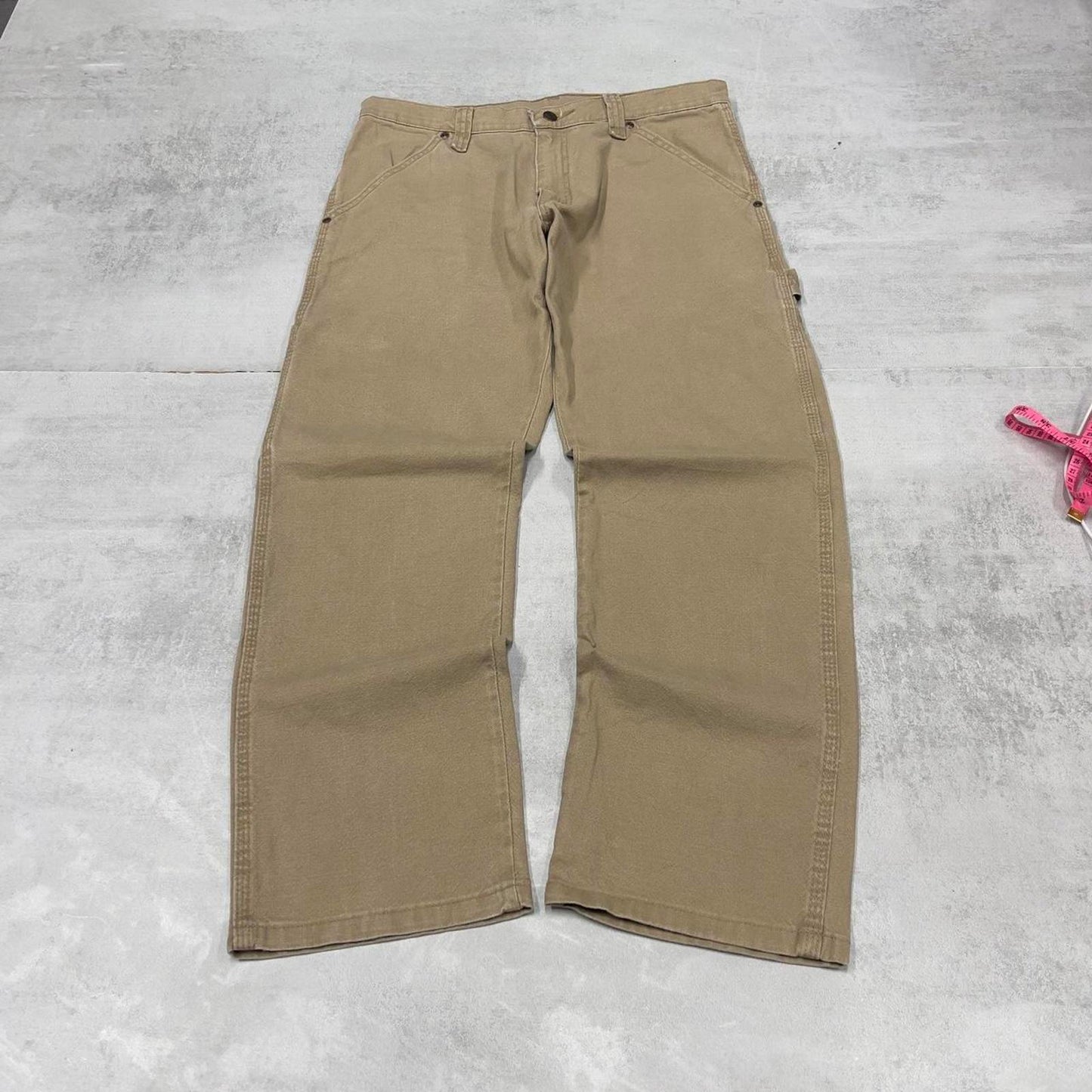Tan Wrangler carpenter jeans W34L30 loose cargo skater style jeans