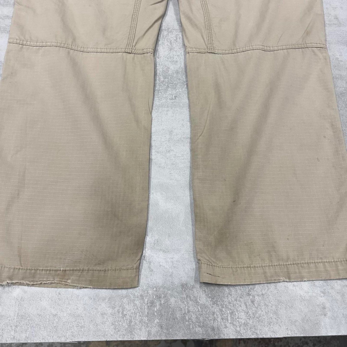 Beige Carhartt cargo pants W42L32 loose wide leg utility work trousers